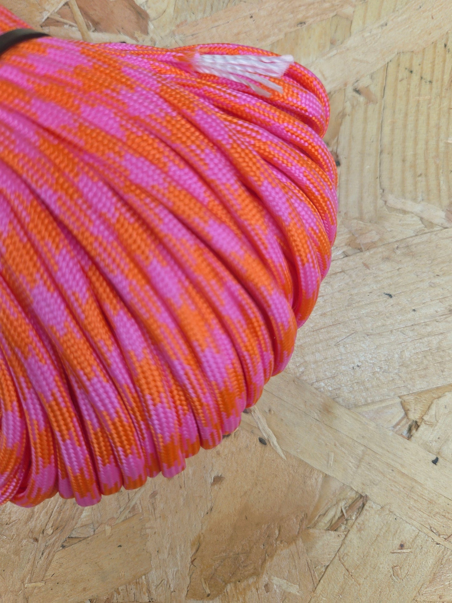 Paracord Cord Retention Loop Basha & Bivi Tent Shelter Rope Bushcraft Line Pink Lilac