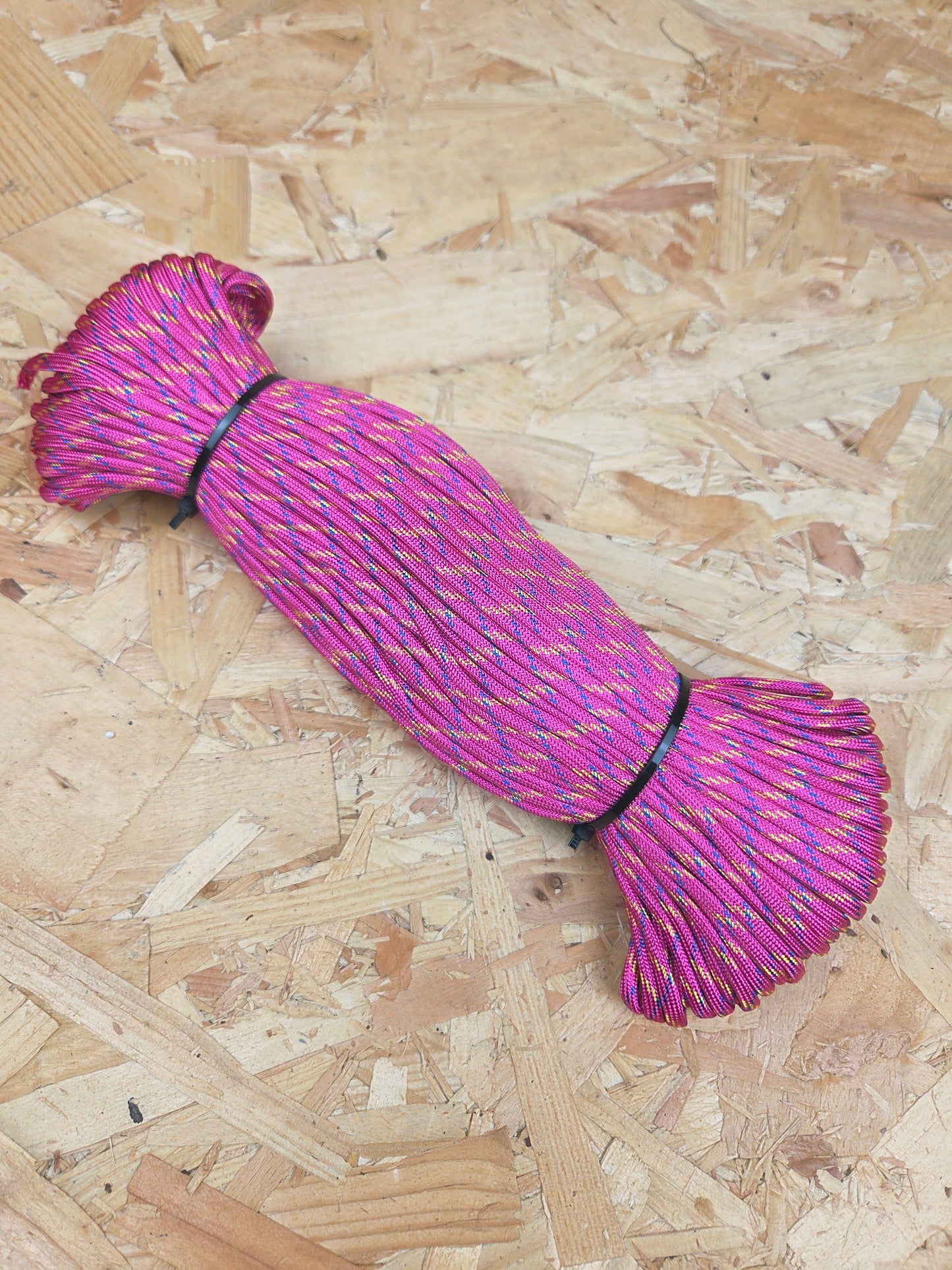 Paracord Cord Retention Loop Basha & Bivi Tent Shelter Rope Bushcraft Line Pink Purple Yellow