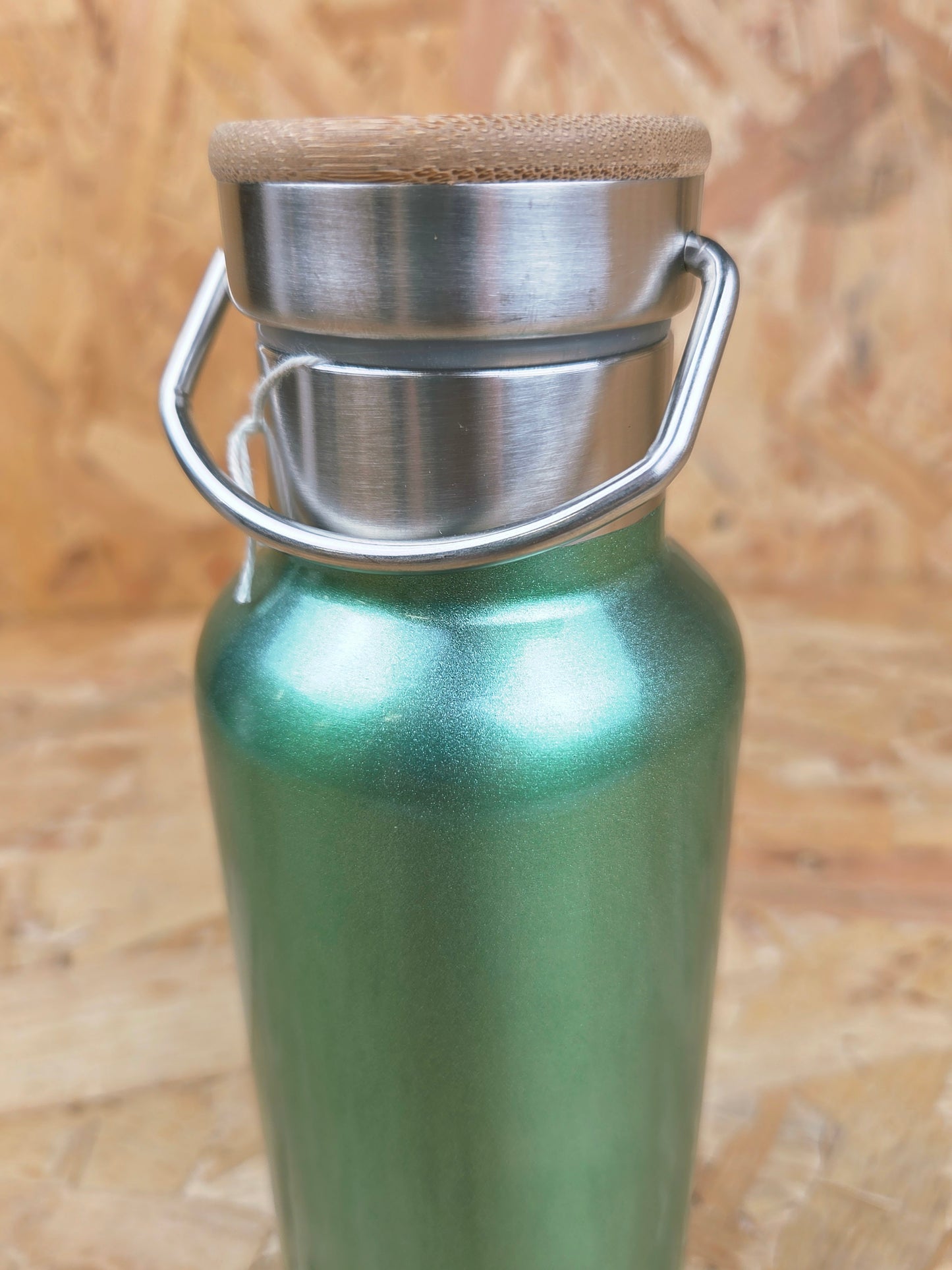 Stainless Steel Water Bottle Green Hiking Trail Black Metal Camping Drinking Leak proof Water Flask 500ml