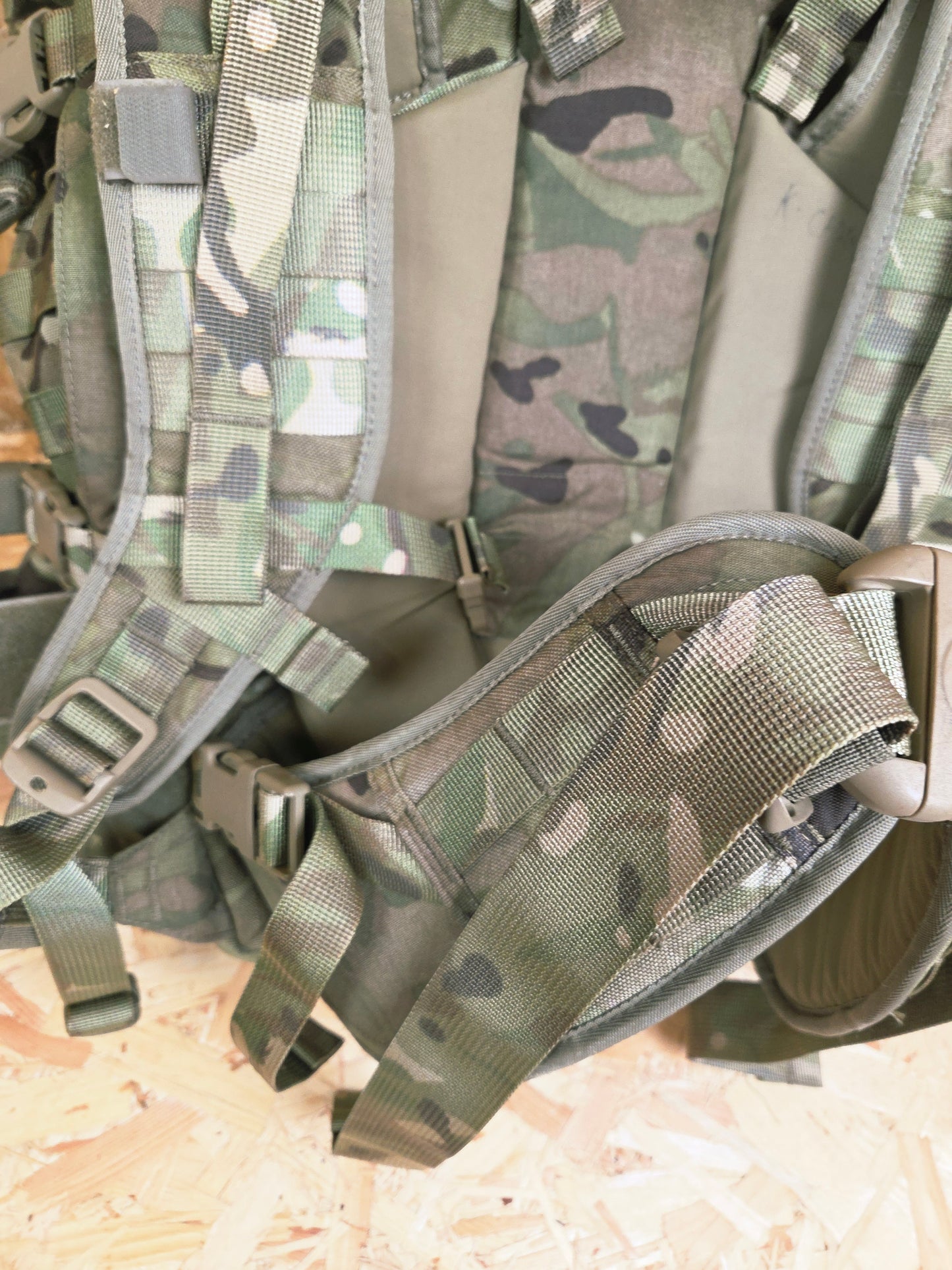 British Army Bergen MK3 MTP Camouflage Backpack Camo Hiking Bag Field Day Bag 90L B Grade