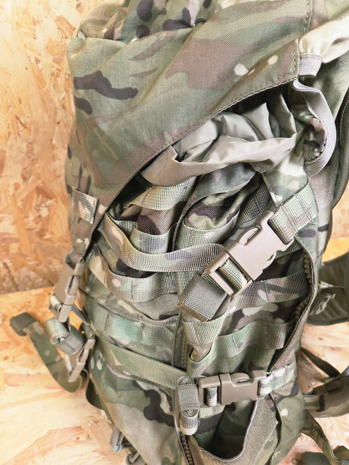 British Army Bergen MK3 MTP Camouflage Backpack Camo Hiking Bag Field Day Bag 90L B Grade