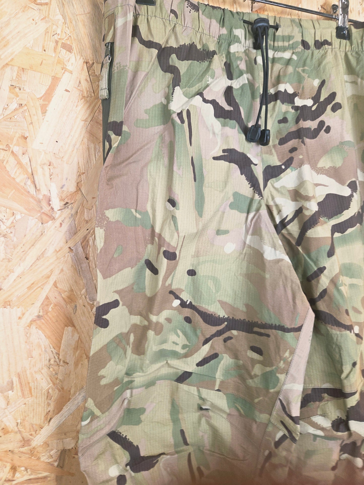 Genuine British Army Lightweight Waterproof Trousers MVP MTP Camouflage Green Brown Gortex