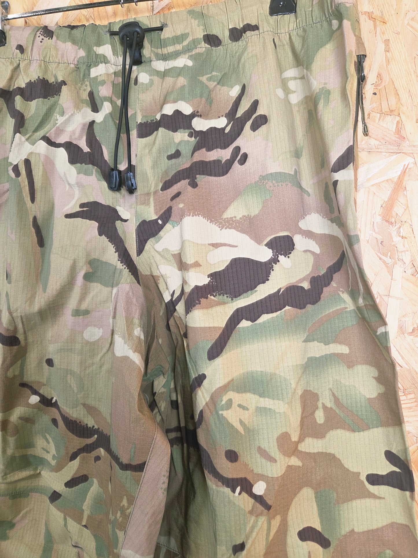 Genuine British Army Lightweight Waterproof Trousers MVP MTP Camouflage Green Brown Gortex