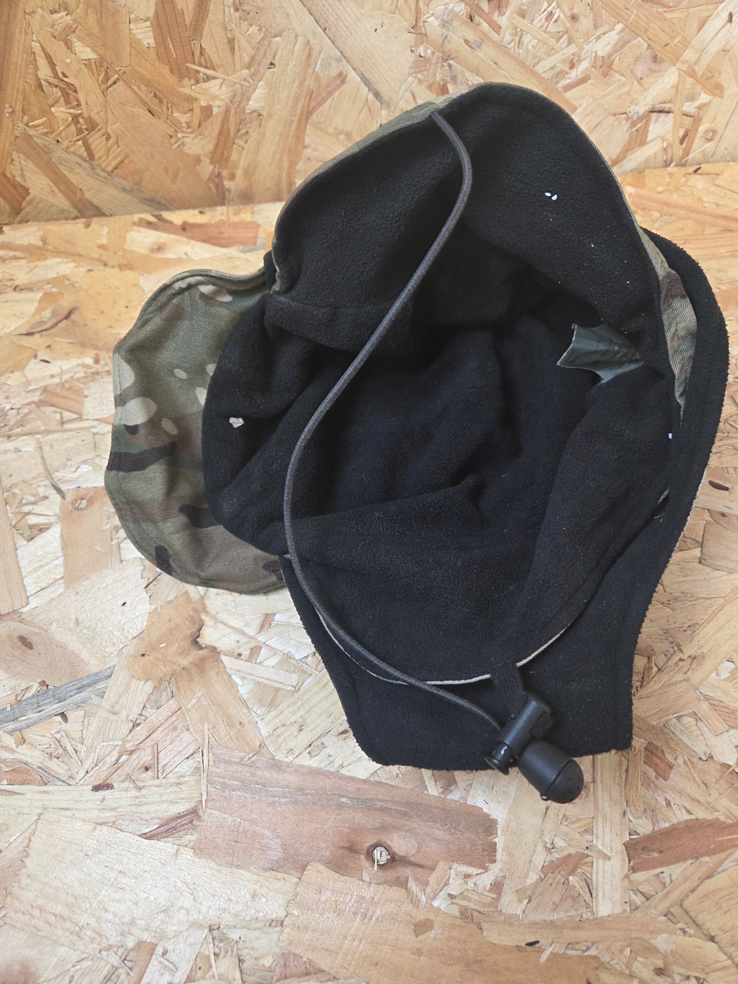 Genuine British Army MTP MVP Cold Weather Camouflage Trapper Style Cap Insulated Thermal Patrol Winter Camo Hat Black Lined Ear Flap Fleece Hat