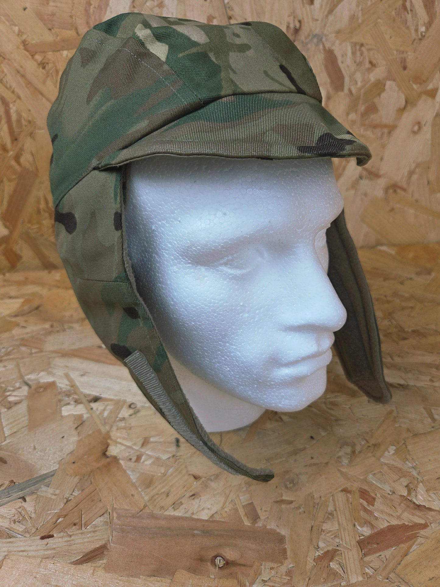 Genuine British Army MTP MVP Cold Weather Camouflage Trapper Style Cap Insulated Thermal Patrol Winter Camo Hat Ear Flap Light Green Fleece Hat