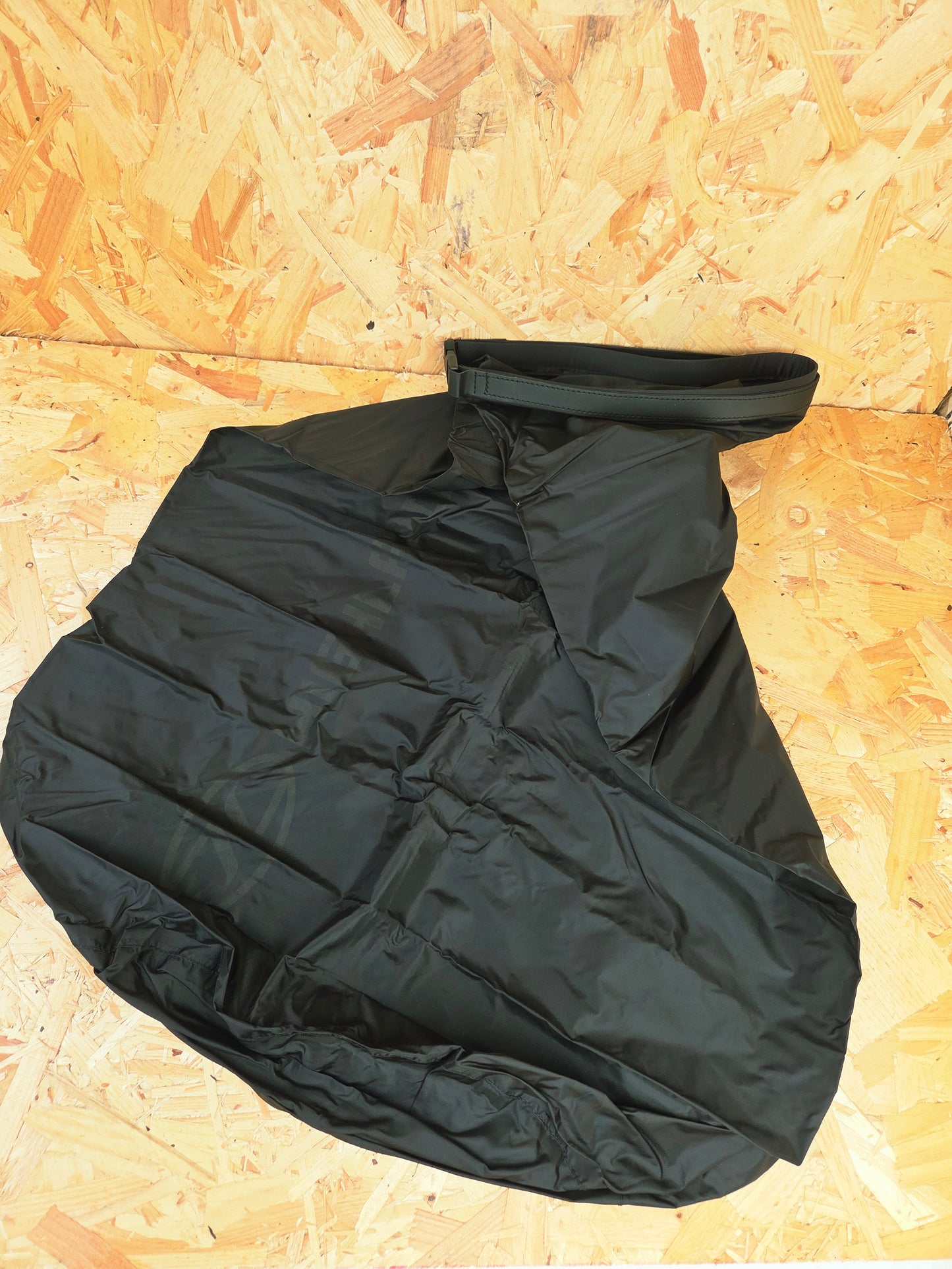 Waterproof Dry Bag Sack Roll Top Bag - 80 Litre