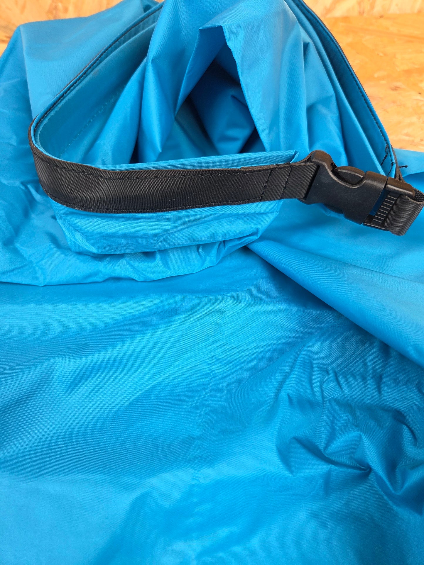 Waterproof Dry Sack Roll Top Hiking Camping Storage Bag X-Lite Lightweight 140 Litre Blue
