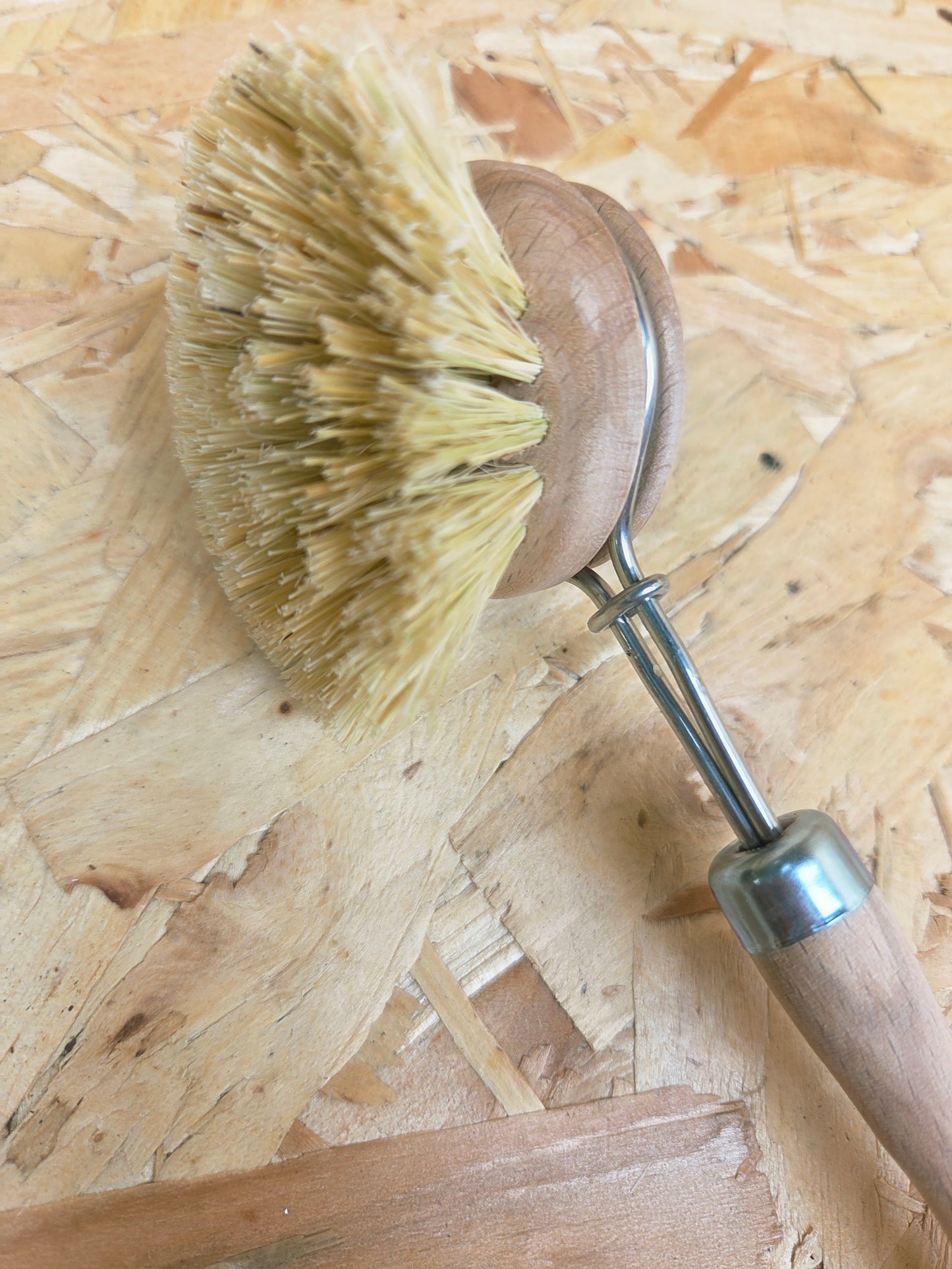 Wooden Dish Brush Dishes Long Handled Scrubbing Kitchen Cleaning Scrubber Natural Wood Bristle Washing Up Cleaning Tool