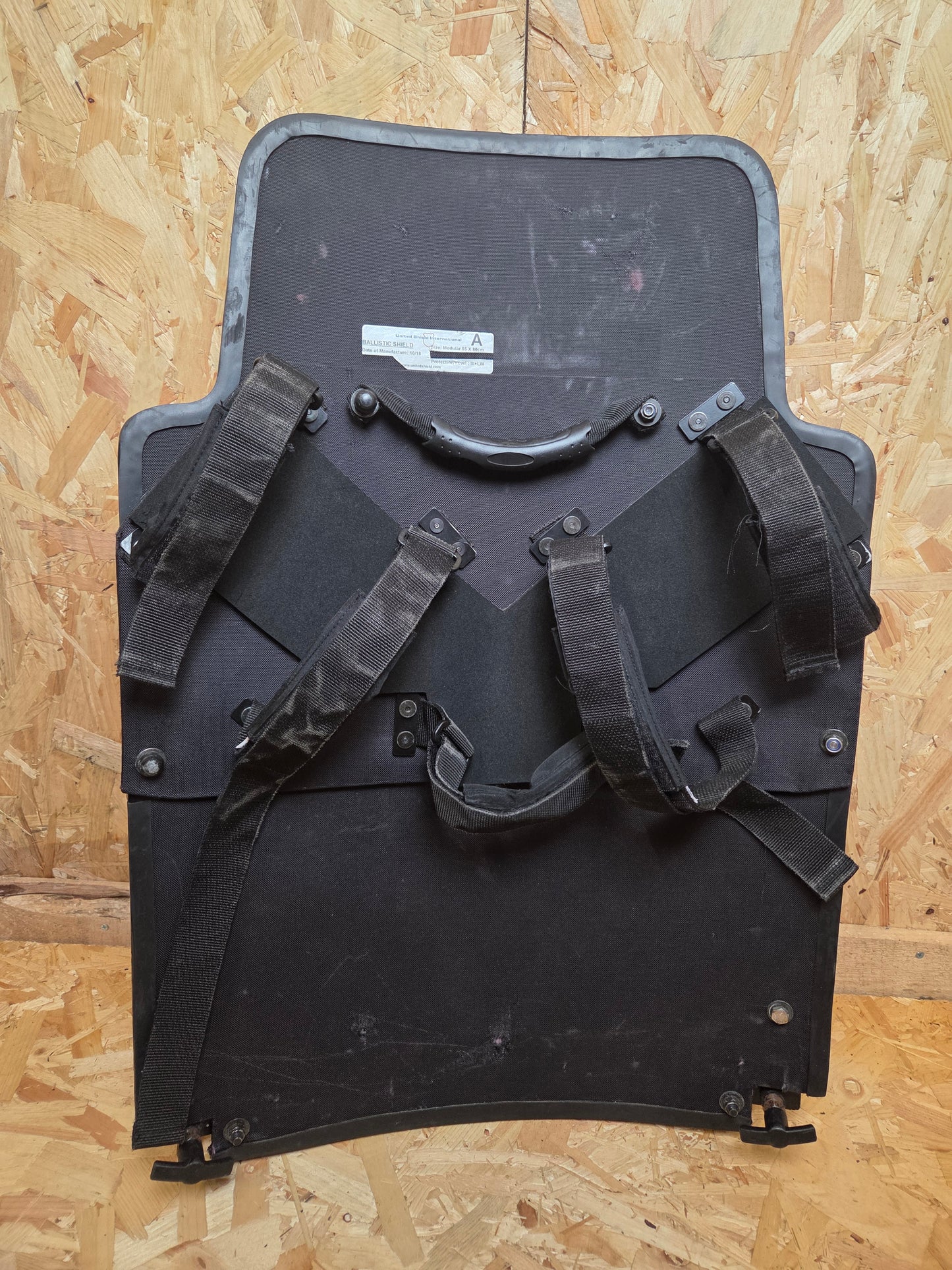 Ballistic Shield NIJ III LW United Shield Protection Tactical Black Light Weight Harness