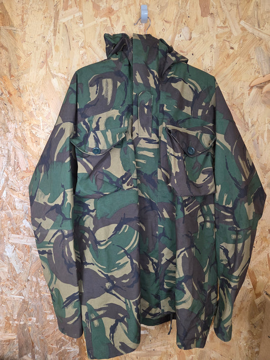 Genuine British Army Smock MVP Jacket Woodland DPM Camouflage Camo Windproof Waterproof Goretex Coat Military Cadet Paintball Tactical Airsoft Camo Coat (Copy)
