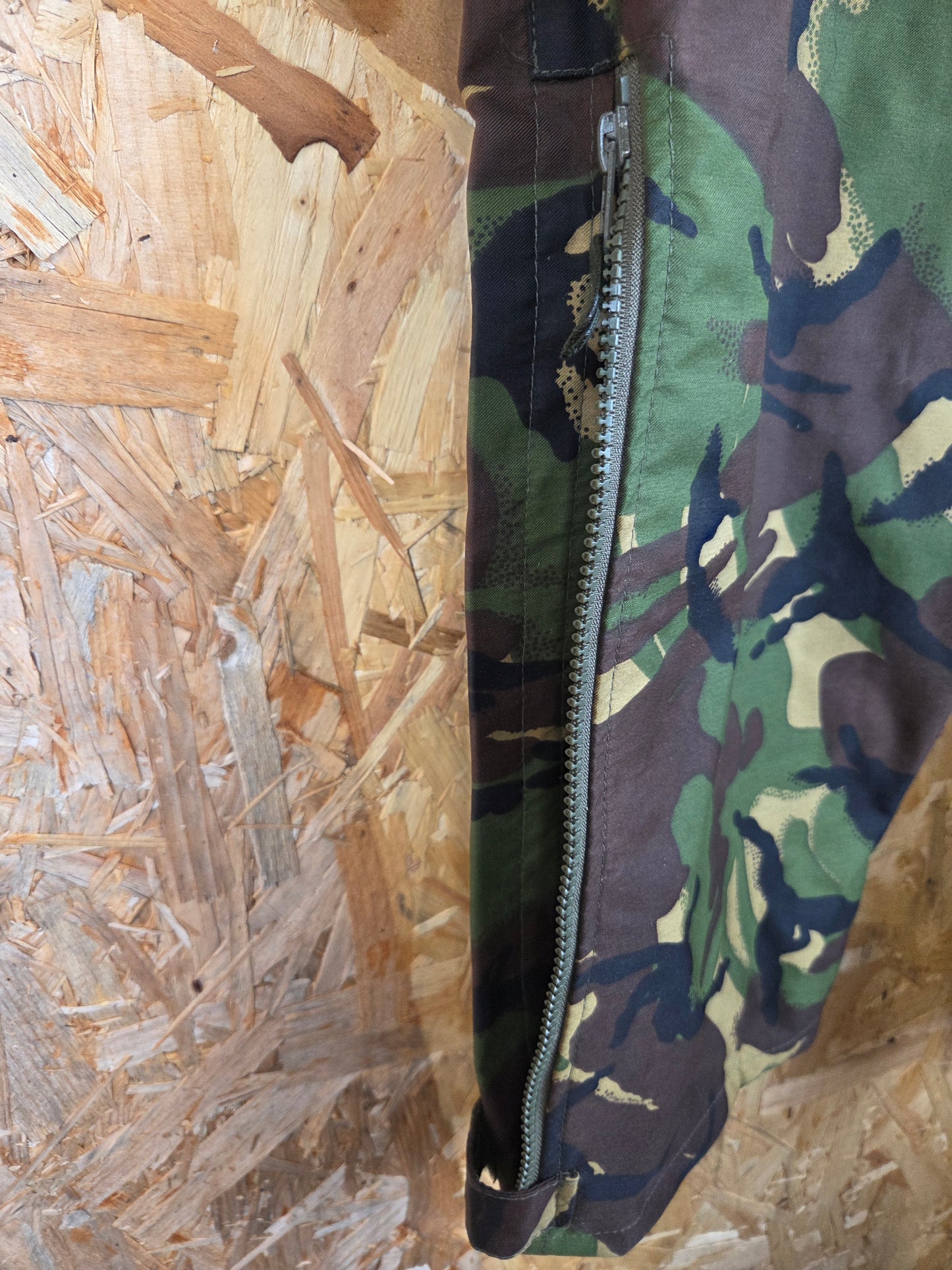 Genuine British Army DPM Over Trousers Woodland Waterproof Wet Weather Goretex MVP Camouflage Camo