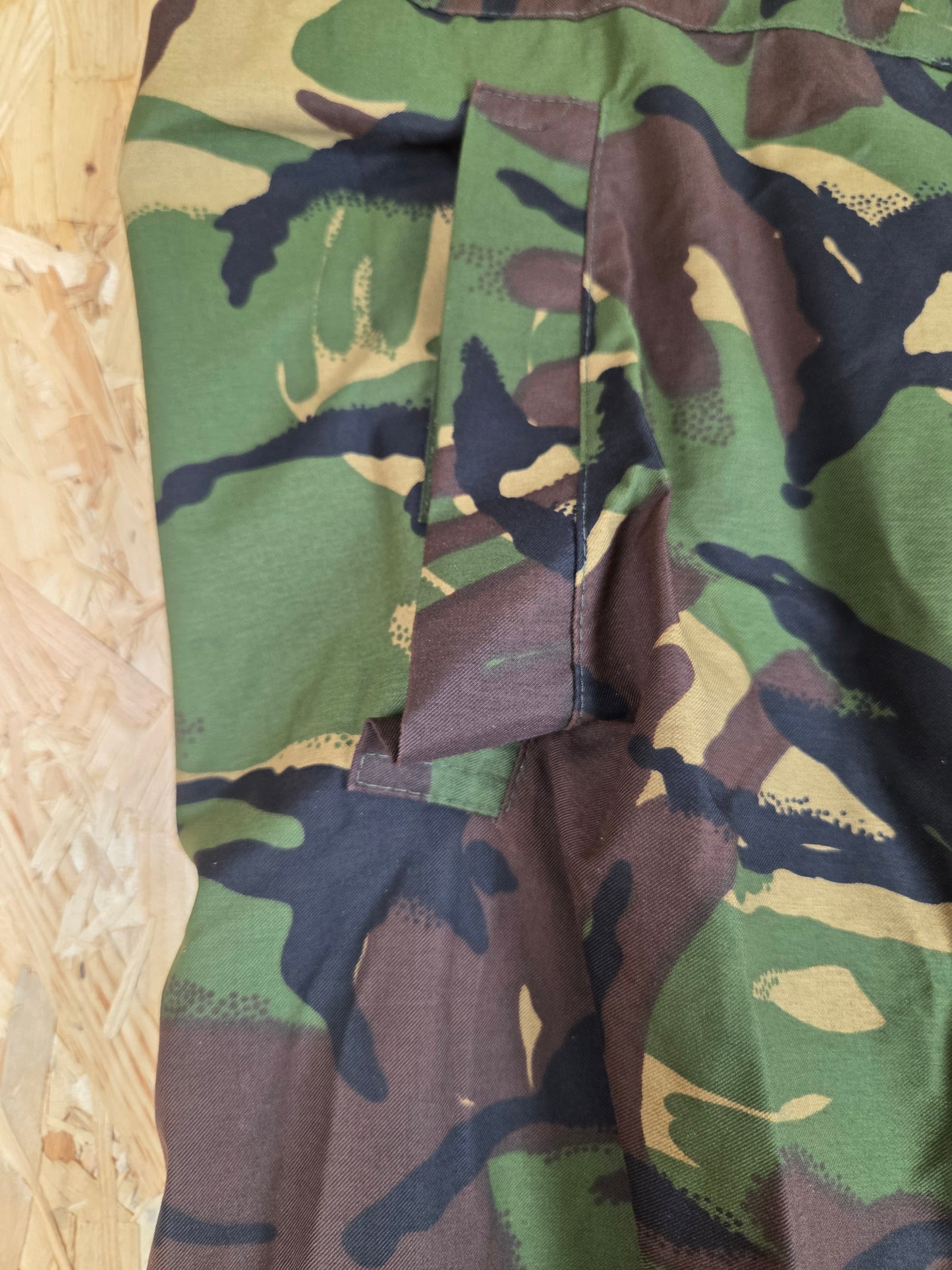 Genuine British Army DPM Over Trousers Woodland Waterproof Wet Weather Goretex MVP Camouflage Camo
