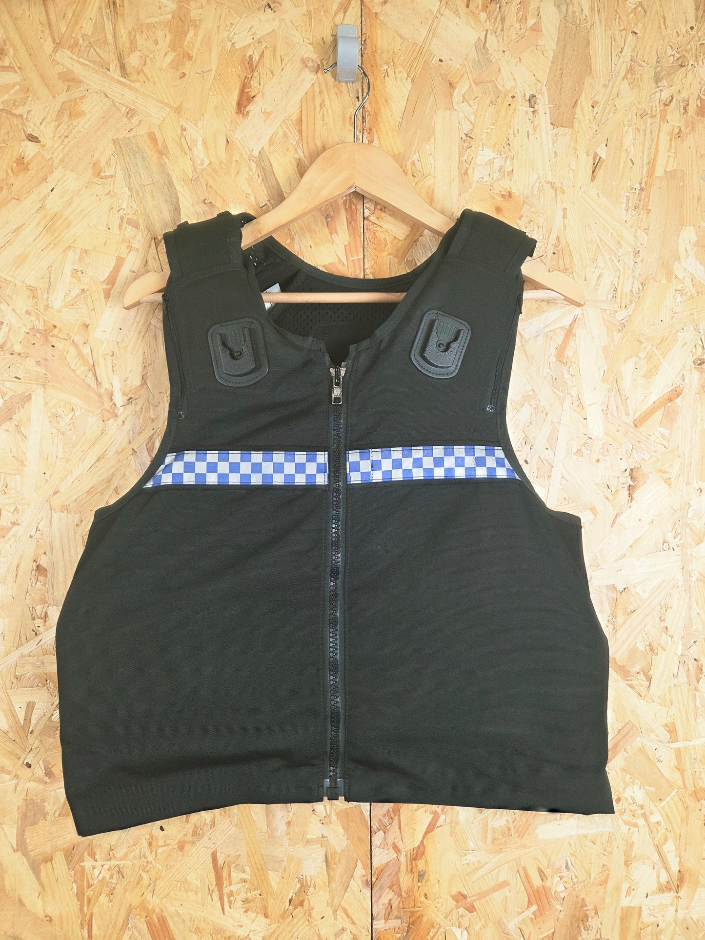 Genuine Police Body Armour Cover Aegis Safariland Female NIJ Level 2 HG1 KR1 SP2 Covert Stab Vest Black with Check Carrier 56E (42")