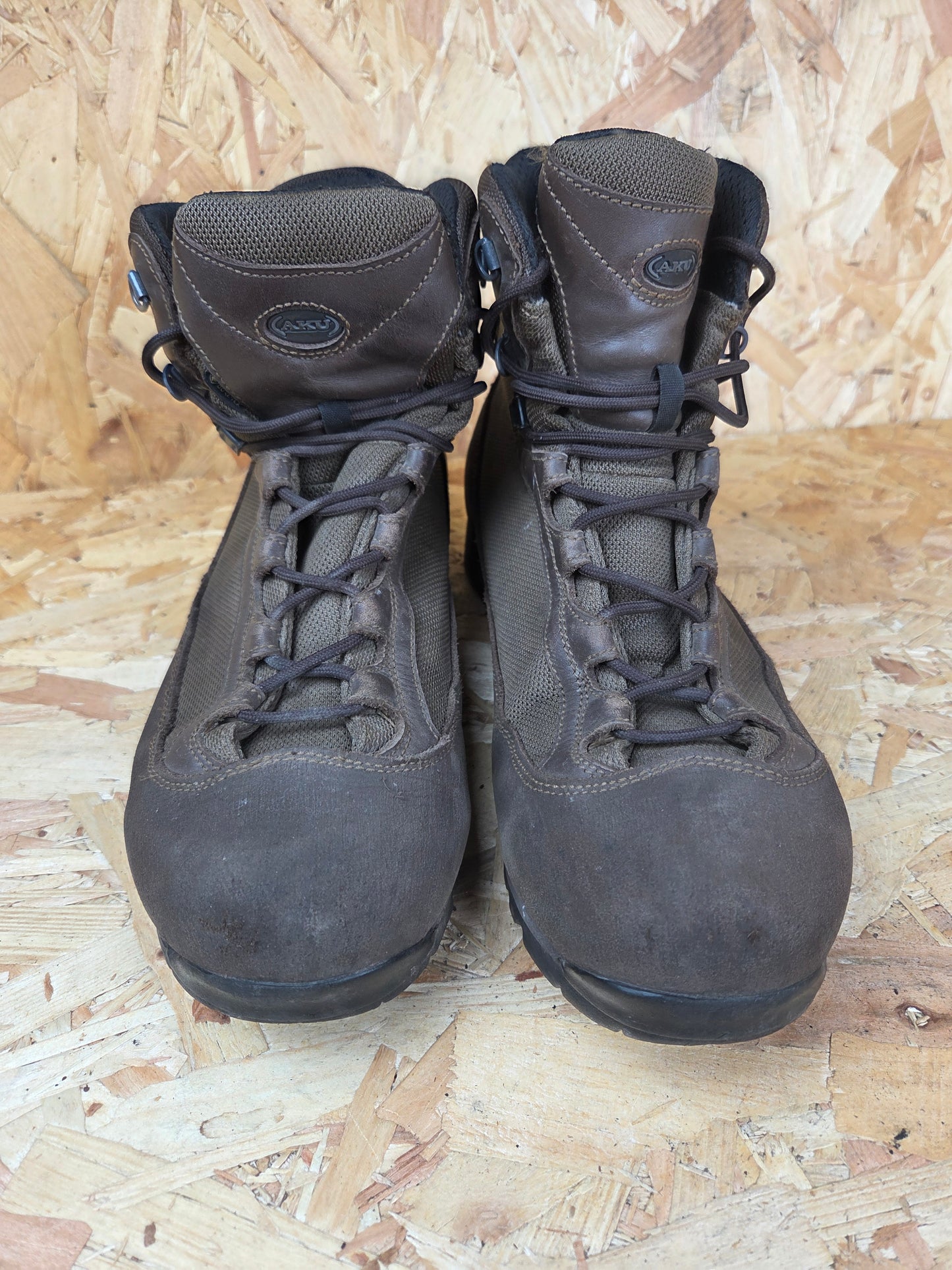 Genuine AKU German Military Leather Hiking Boots Brown Cadet Outdoor Walking Patrol Lightweight Footwear UK 12