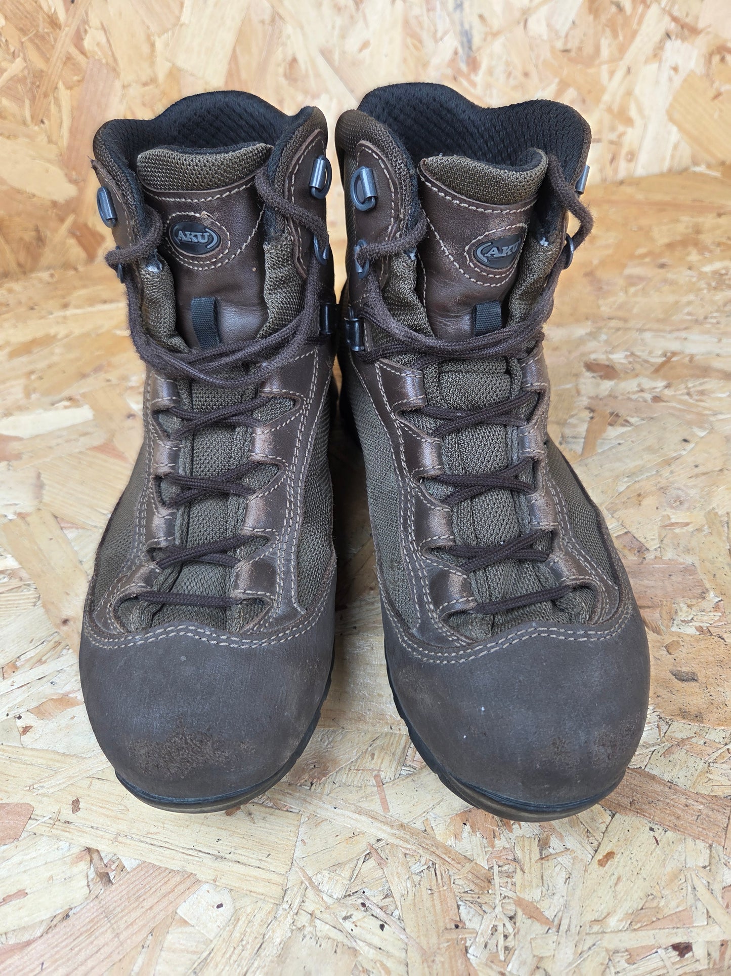Genuine AKU German Military Leather Hiking Boots Brown Cadet Outdoor Walking Patrol Lightweight Footwear UK 6