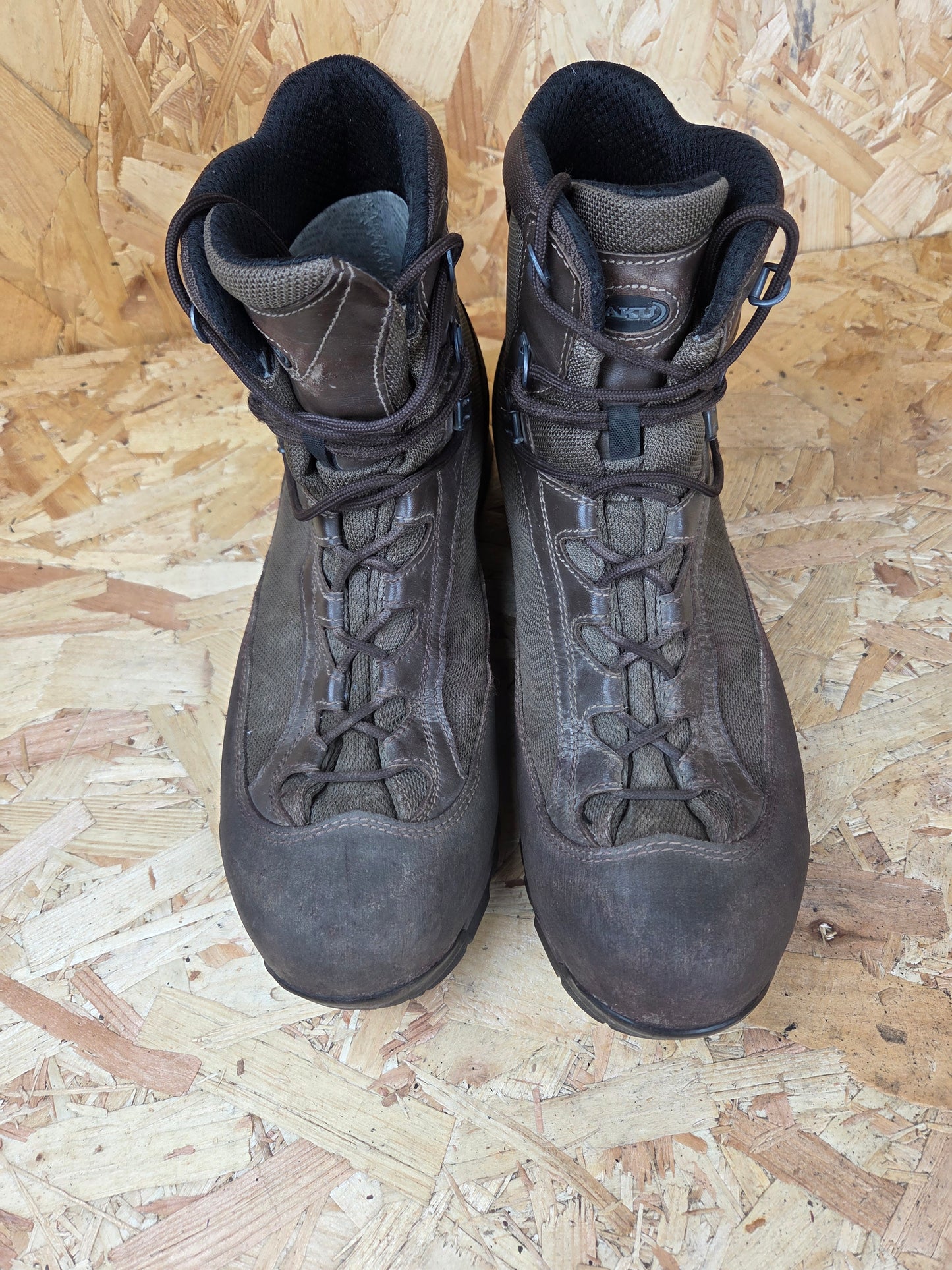 Genuine AKU German Military Leather Hiking Boots Brown Cadet Outdoor Walking Patrol Lightweight Footwear UK 11