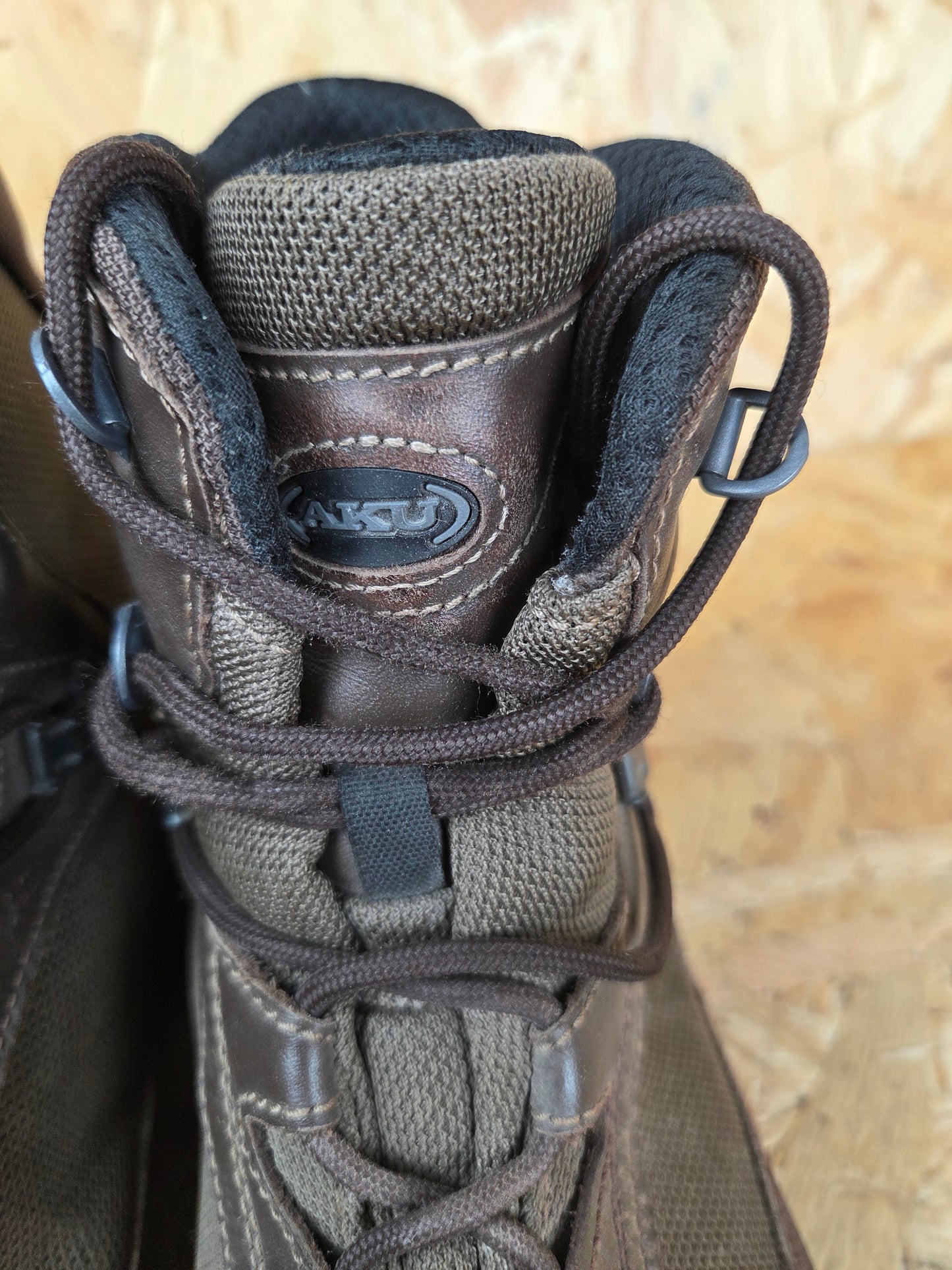 Genuine AKU German Military Leather Hiking Boots Brown Cadet Outdoor Walking Patrol Lightweight Footwear UK 11