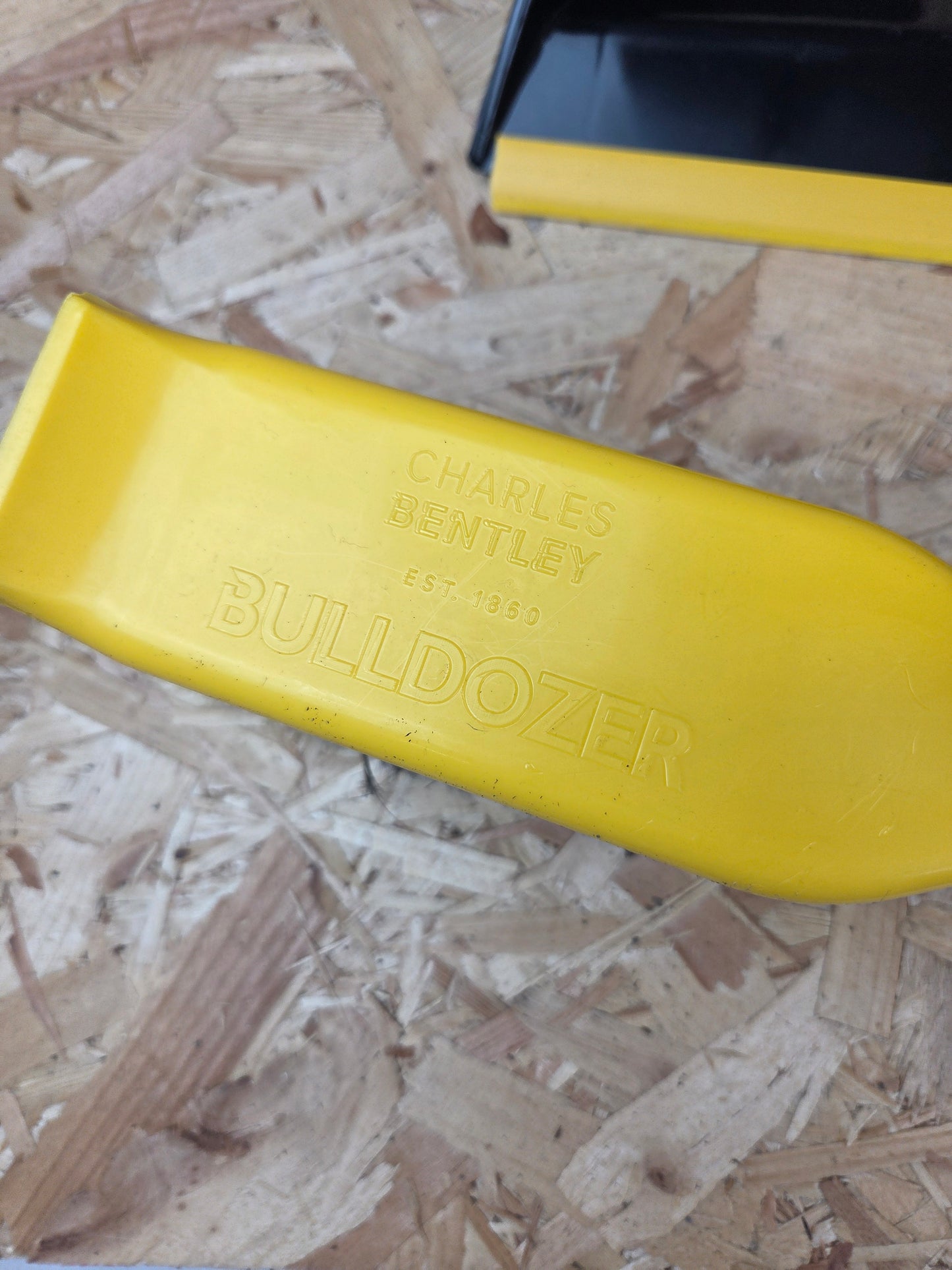 Heavy Duty Dustpan and Brush Set Large Rubber Lip Workshop Garage Cleaning Sweeping Rubbish Clearing
