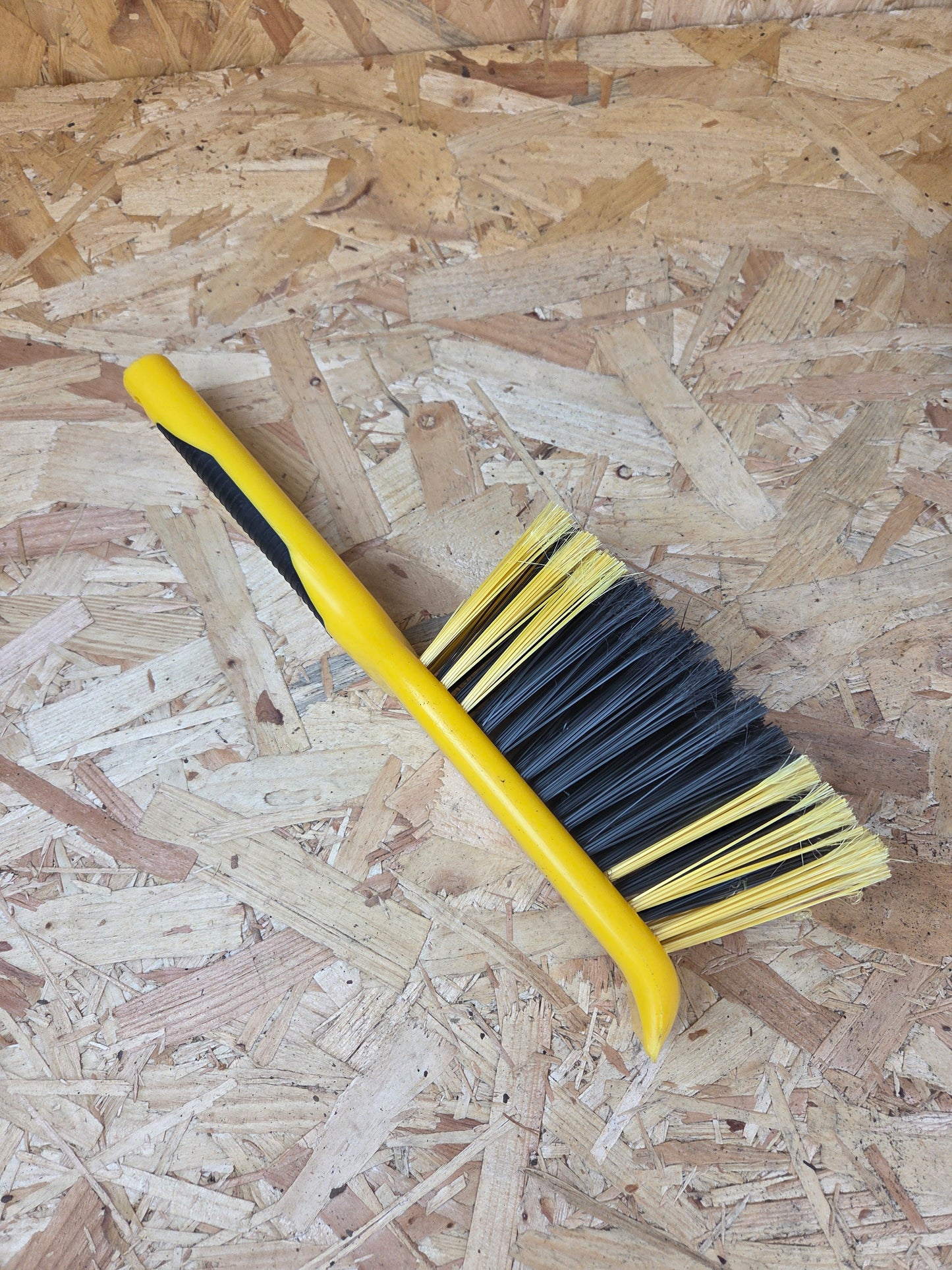 Heavy Duty Dustpan and Brush Set Large Rubber Lip Workshop Garage Cleaning Sweeping Rubbish Clearing