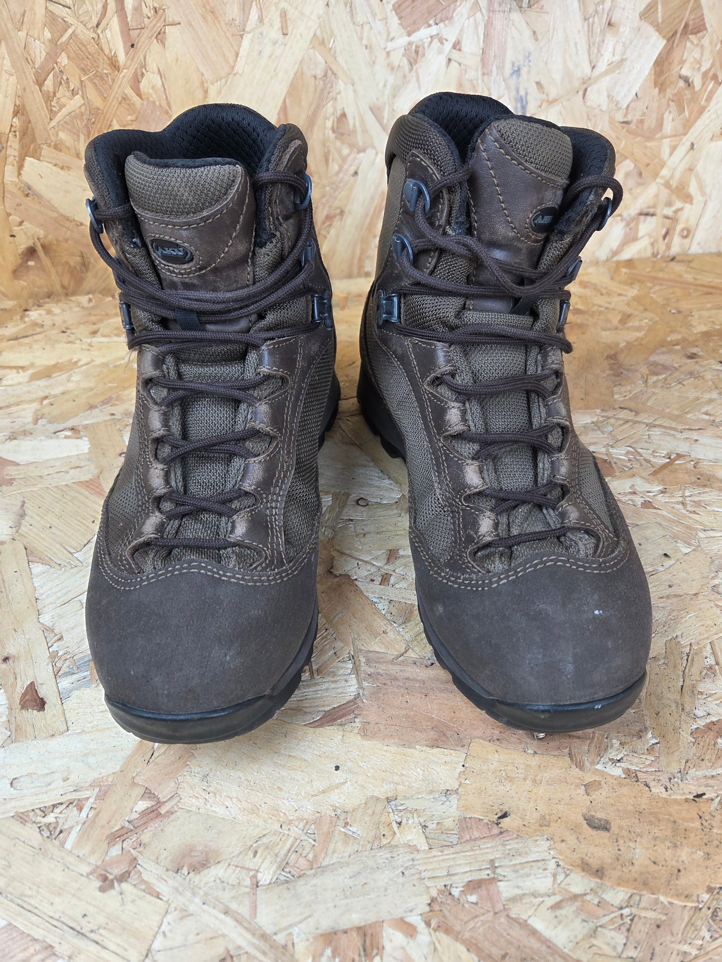 Genuine AKU German Military Leather Hiking Boots Brown Cadet Outdoor Walking Patrol Lightweight Footwear Approx UK 6