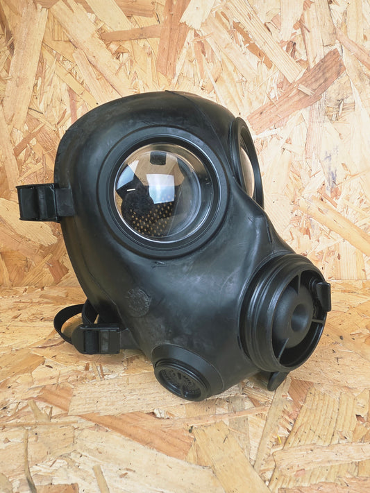 Avon FM12 Twin Port Respirator Gas Mask Size 1 2 3 FM 12 Used