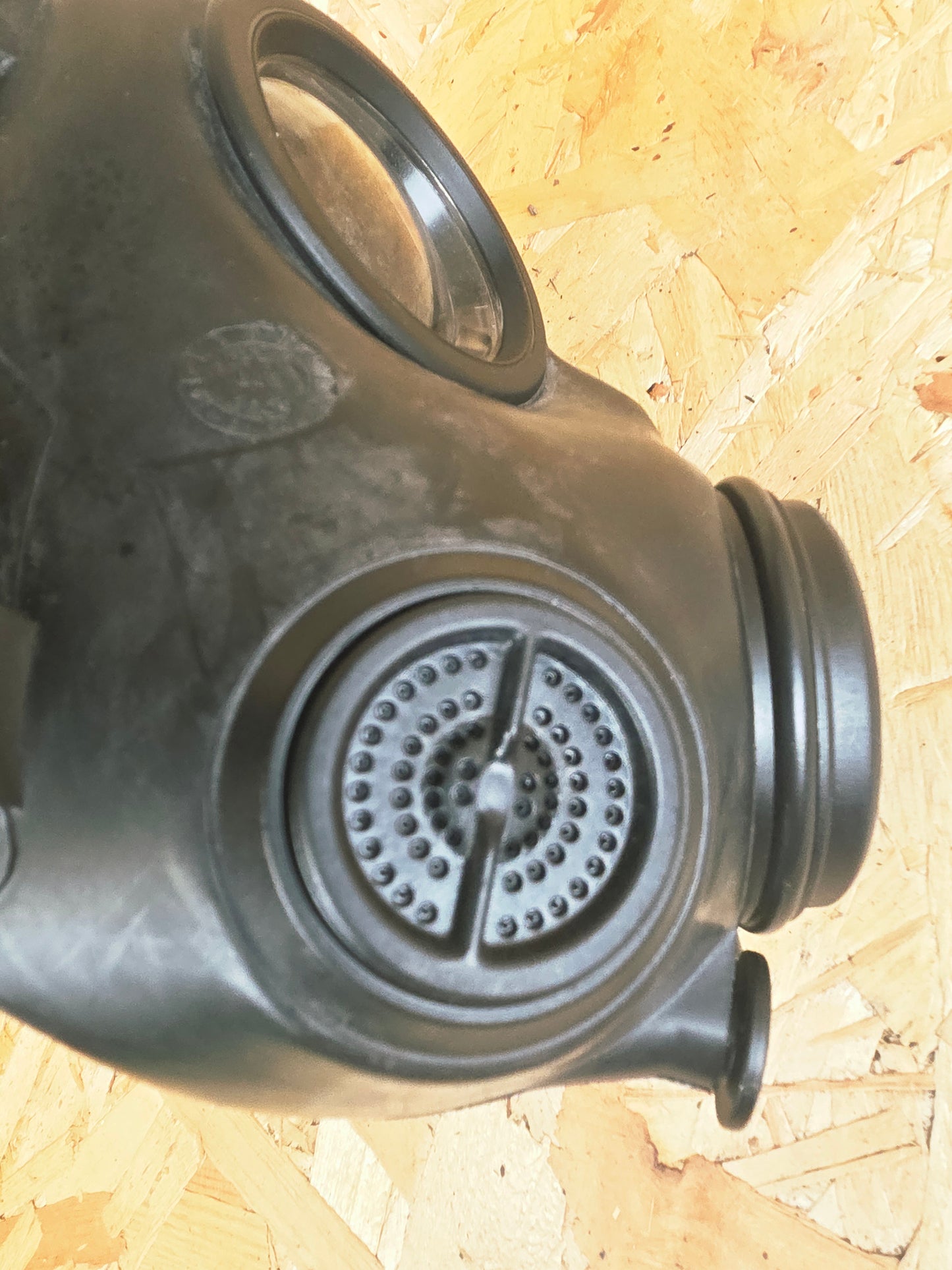 Avon FM12 Twin Port Respirator Gas Mask Size 1 2 3 FM 12 Used