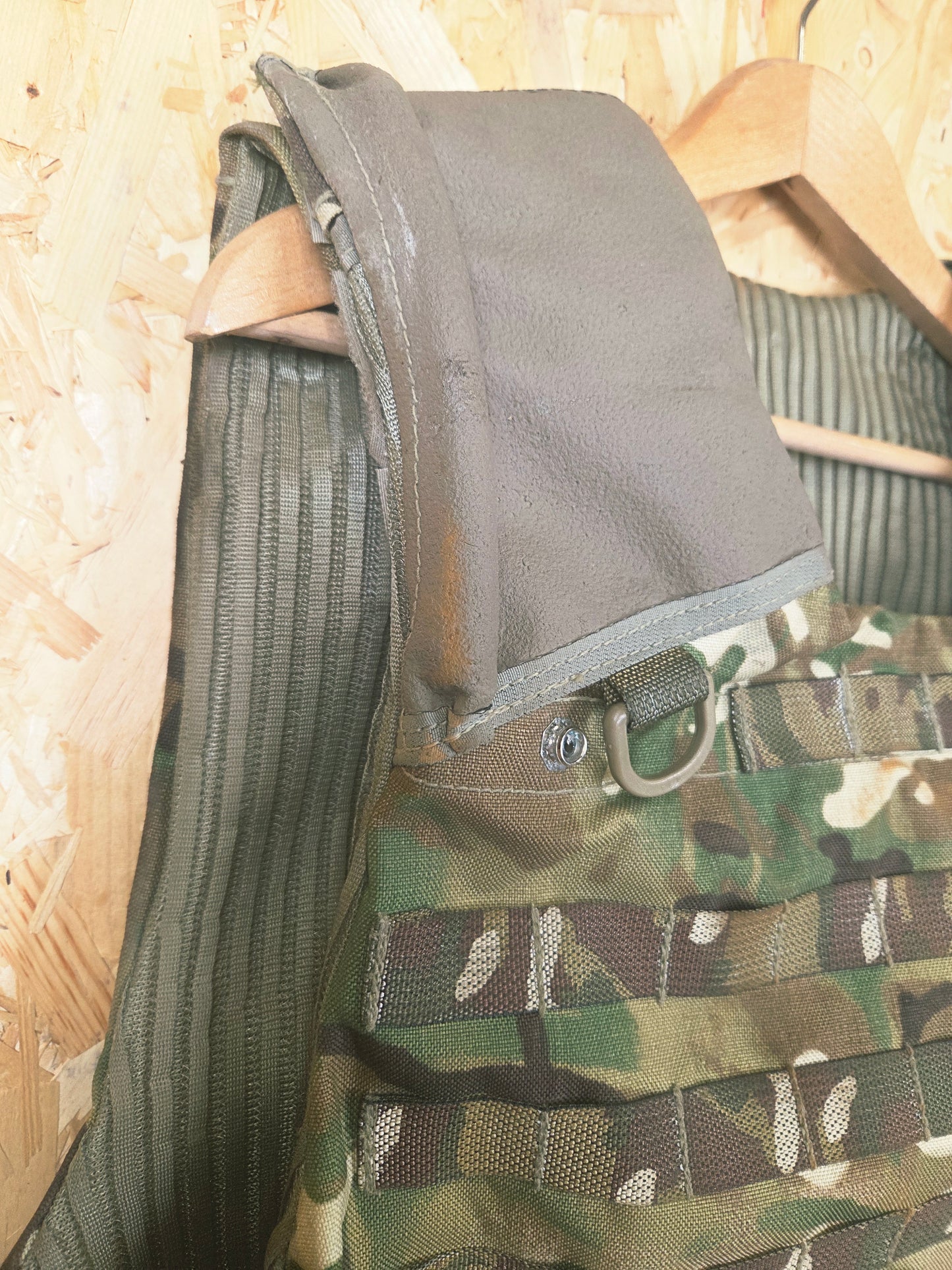 Genuine British Army MTP Molle Body Armour Osprey Plate Carrier Vest Camouflage Load Bearing Tactical Paintball Airsoft