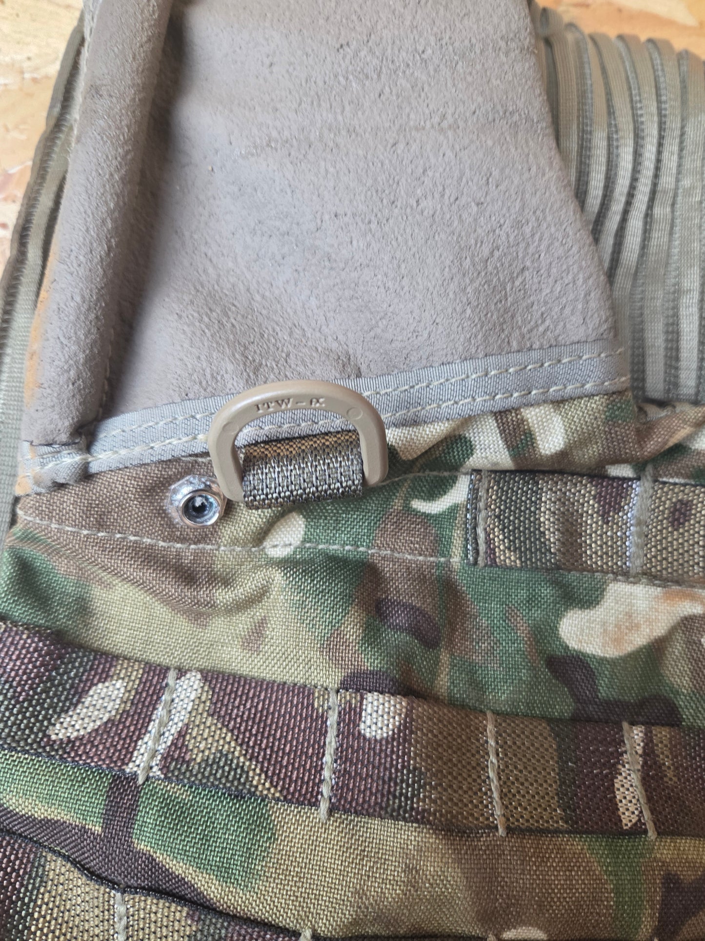 Genuine British Army MTP Molle Body Armour Osprey Plate Carrier Vest Camouflage Load Bearing Tactical Paintball Airsoft