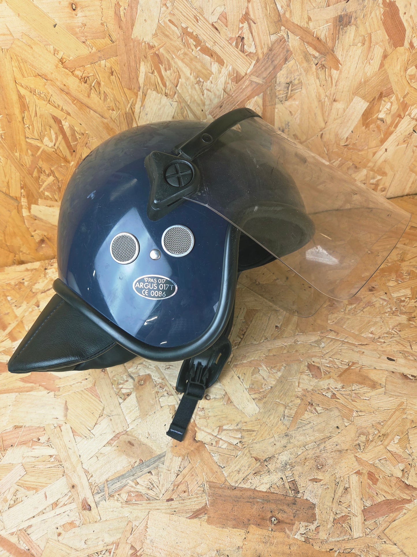 Genuine British Police Riot Helmet with Visor Public Order Safety Protection Airsoft Paintball