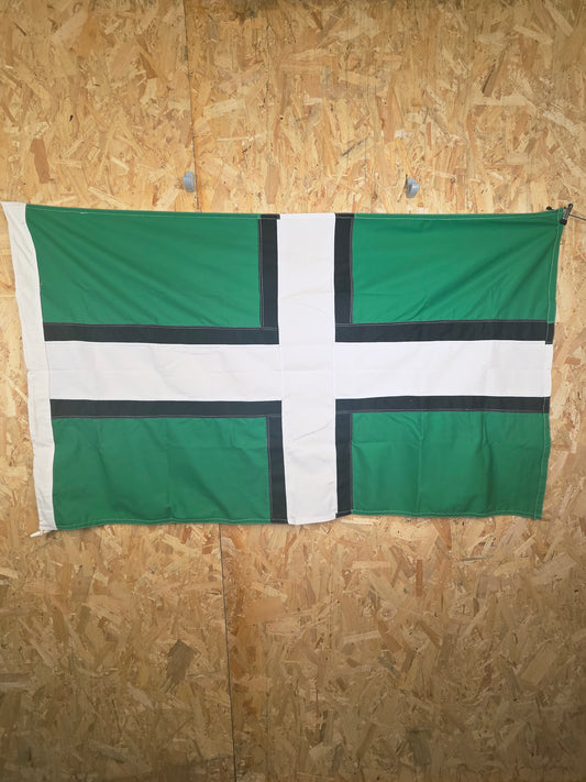 Flag of Devon St Petroc's Cross Green with White and Black Cross 152cm x 91cm FREE DELIVERY ON THIS ITEM