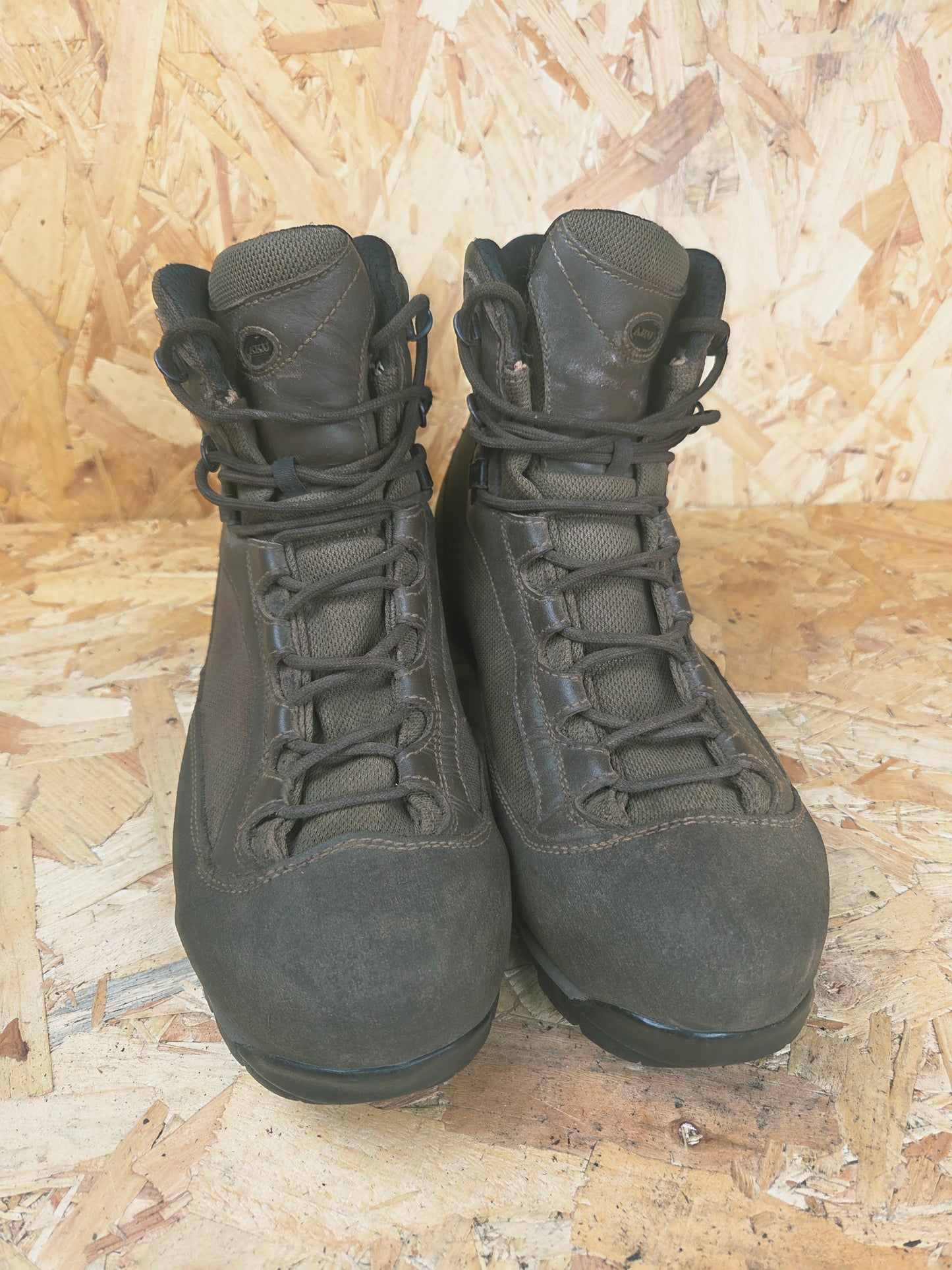 Genuine AKU Military Leather Hiking Boots Brown Cadet Outdoor Walking Patrol Lightweight Footwear UK 12