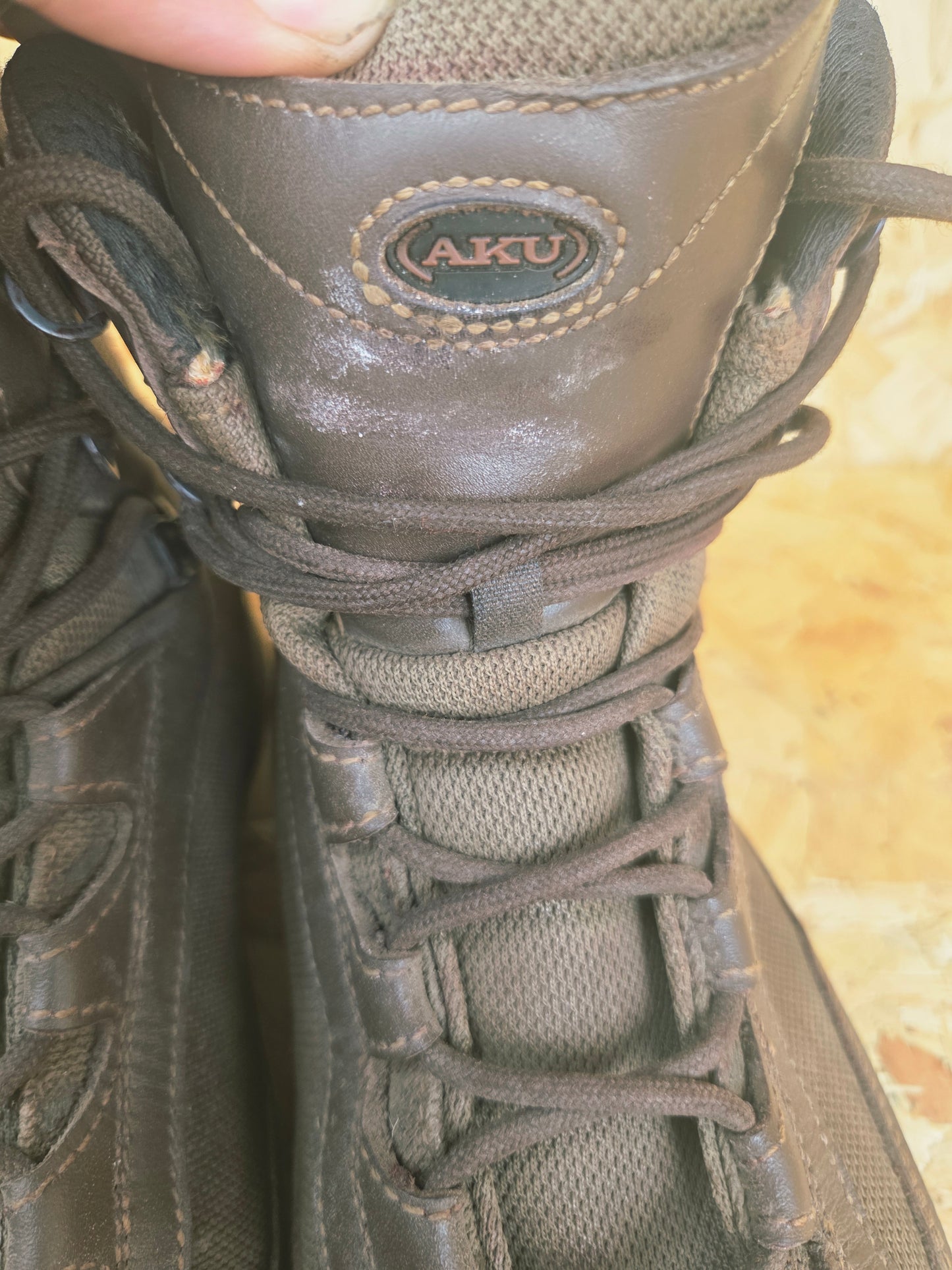 Genuine AKU Military Leather Hiking Boots Brown Cadet Outdoor Walking Patrol Lightweight Footwear UK 12