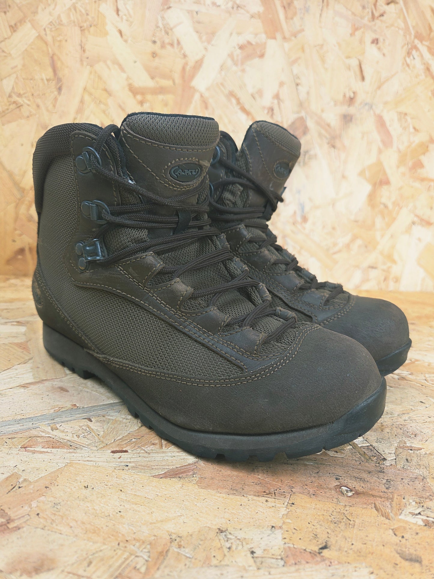 Genuine AKU Military Leather Hiking Boots Brown Cadet Outdoor Walking Patrol Lightweight Footwear UK 6