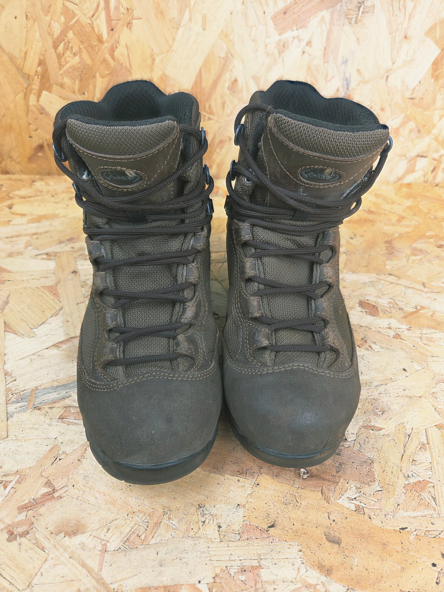 Genuine AKU Military Leather Hiking Boots Brown Cadet Outdoor Walking Patrol Lightweight Footwear UK 6