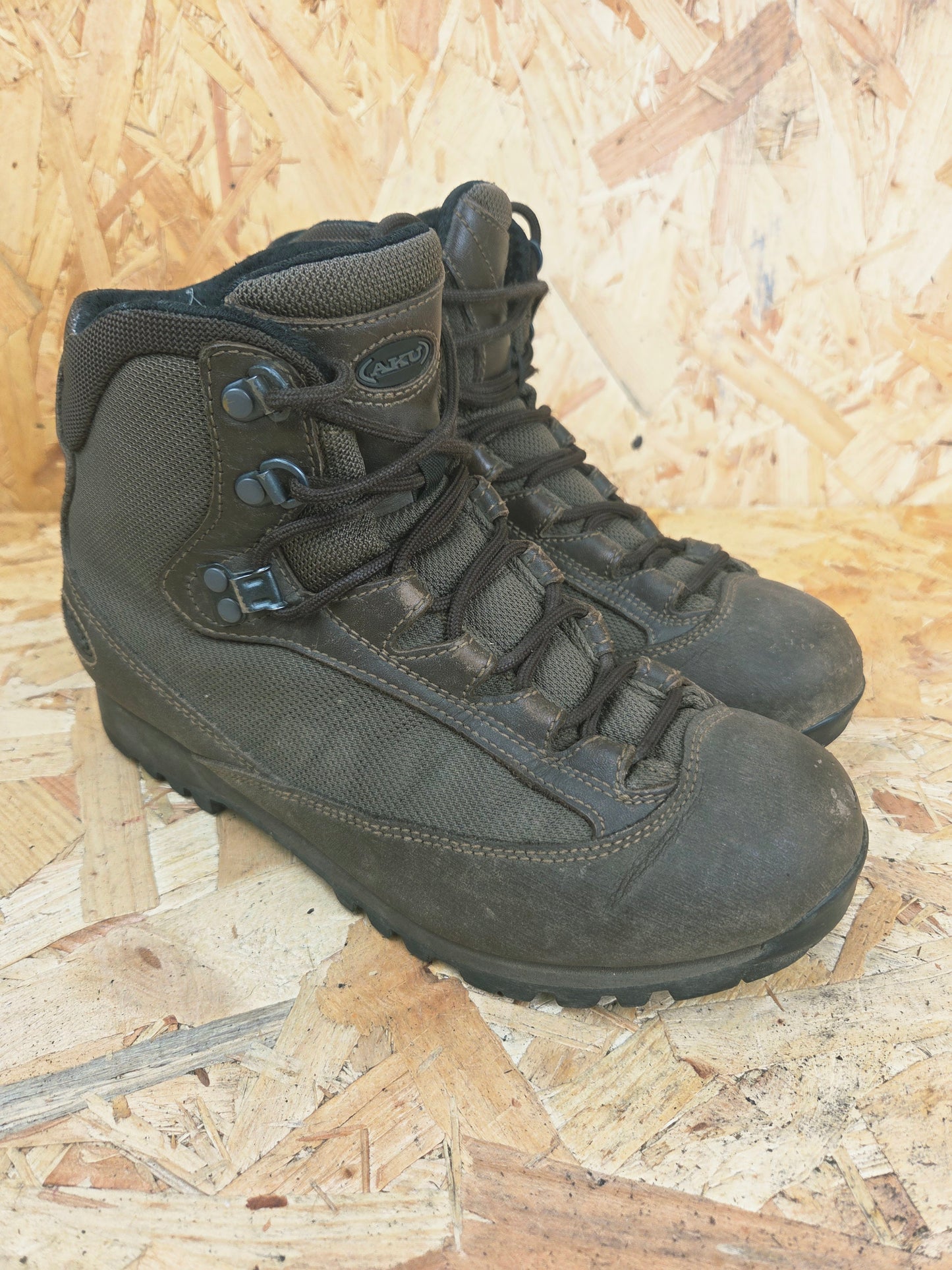 Genuine AKU Military Patrol Leather Hiking Boots - Brown Lightweight UK 6