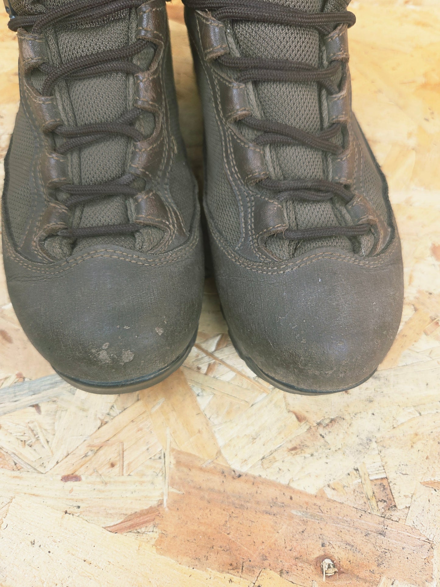 Genuine AKU Military Patrol Leather Hiking Boots - Brown Lightweight UK 6
