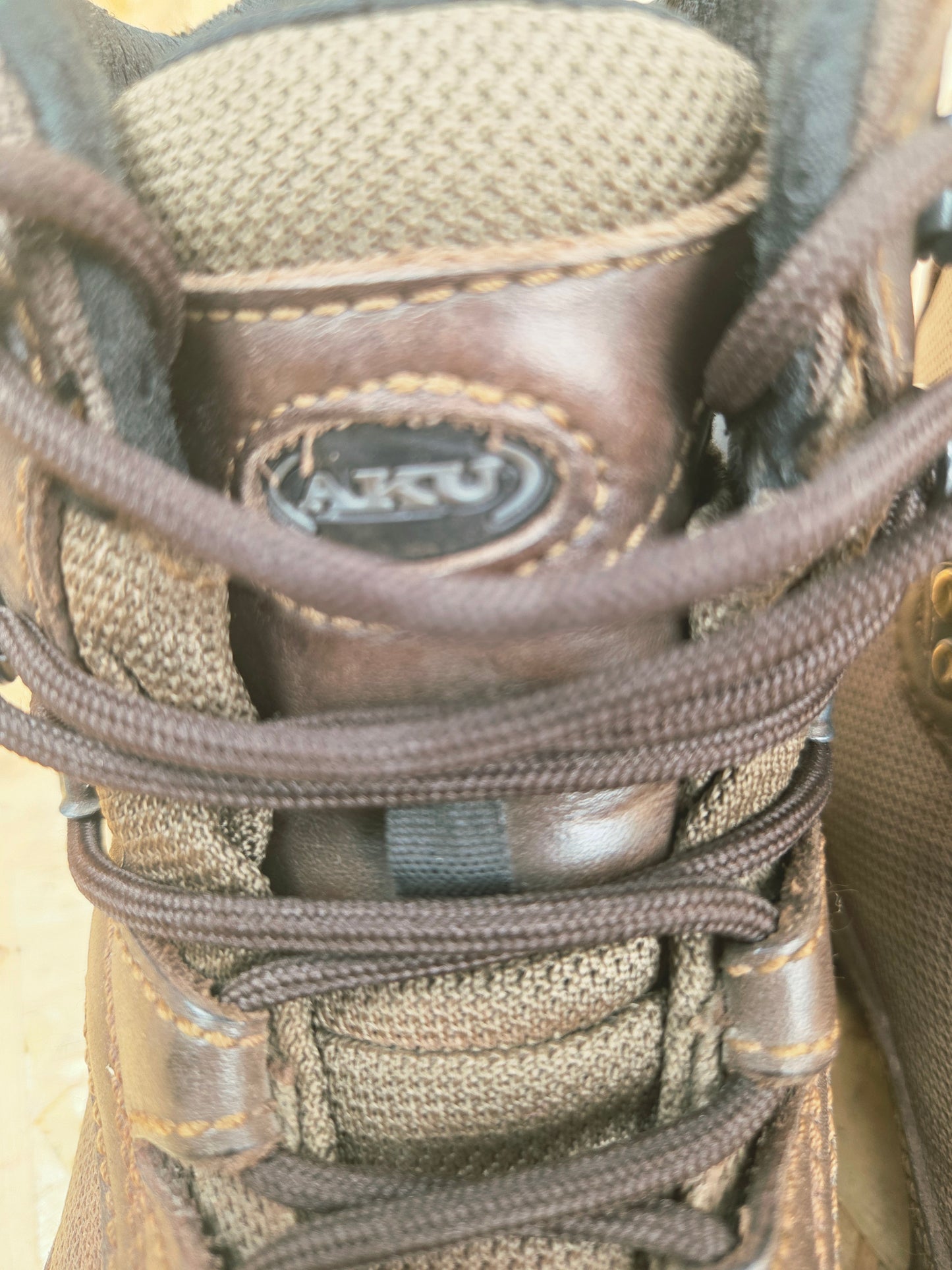Genuine AKU Military Leather Hiking Boots Brown Cadet Outdoor Walking Patrol Lightweight Footwear UK 6