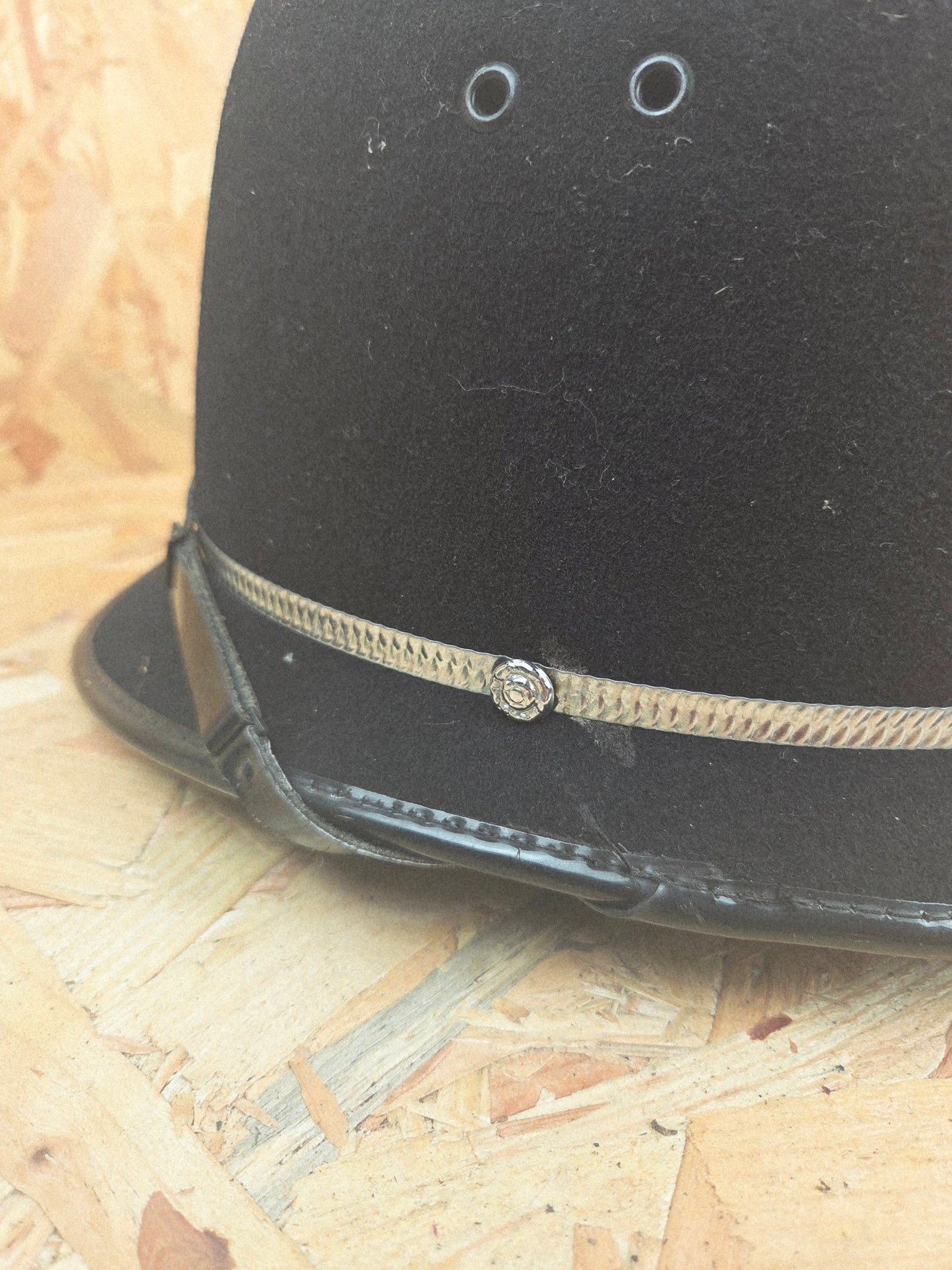 British Police Custodian Rose Top Topped Helmet Black Band Bobby Hat Fancy Dress TV Film Collector Size 59 *LAST ONE*