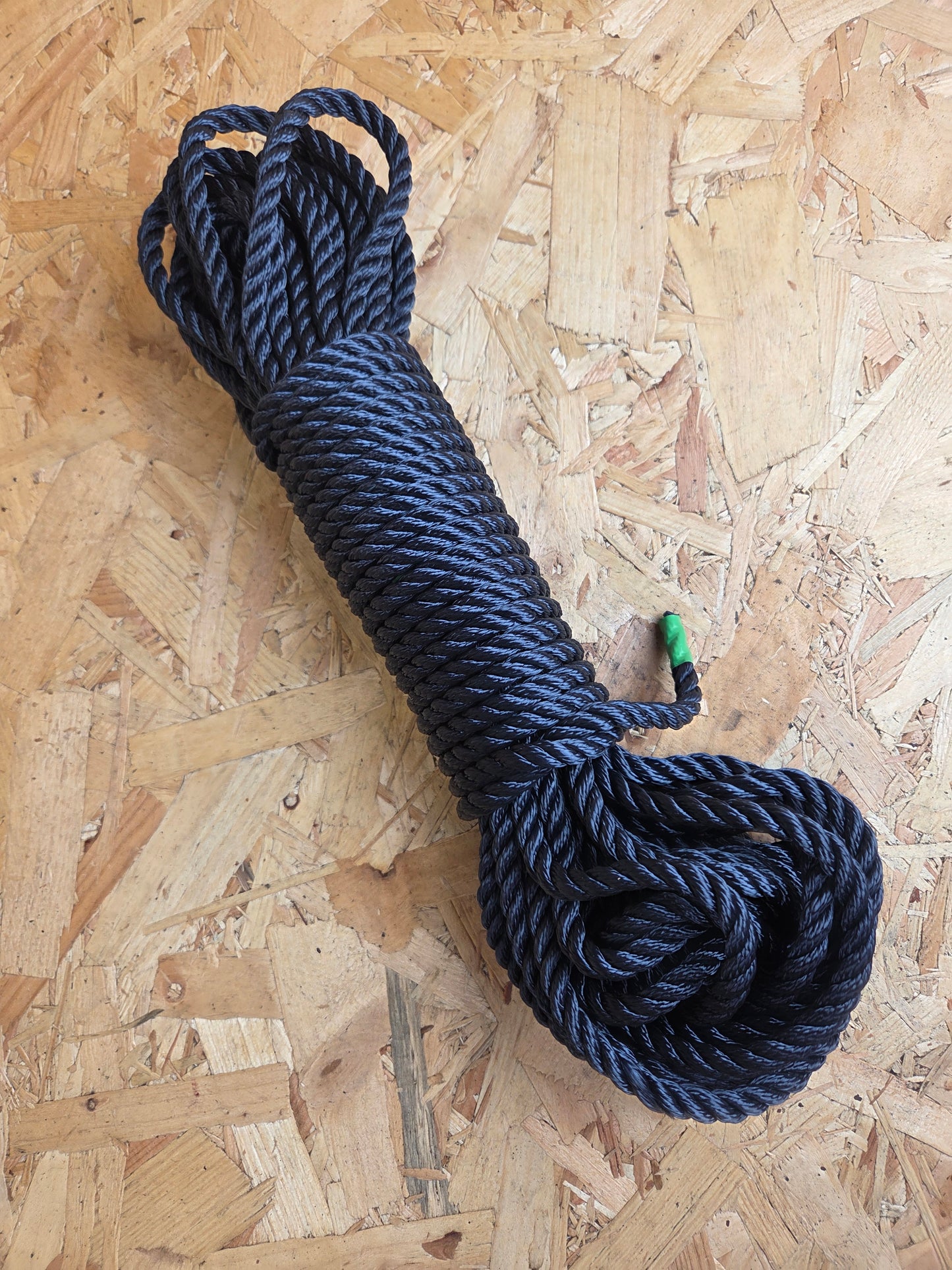 Polyester Rope 3 Strand Navy Blue 10mm x 20m Strong Heavy Duty Boating DIY Camping Garden Mooring Boat Chandlery