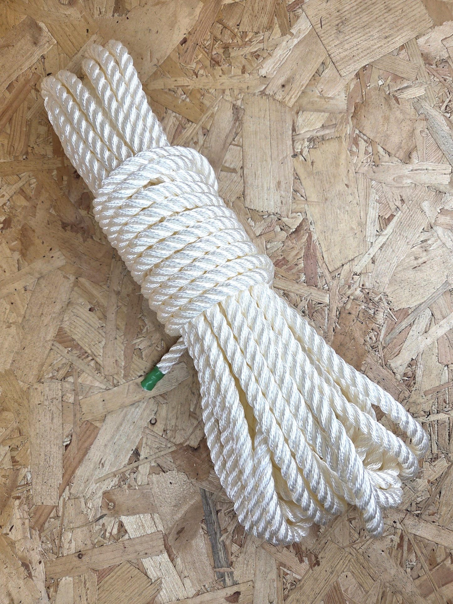 Nylon Rope 3 Strand White 12mm x 20m Strong Heavy Duty Boating DIY Camping Garden Mooring Boat Chandler