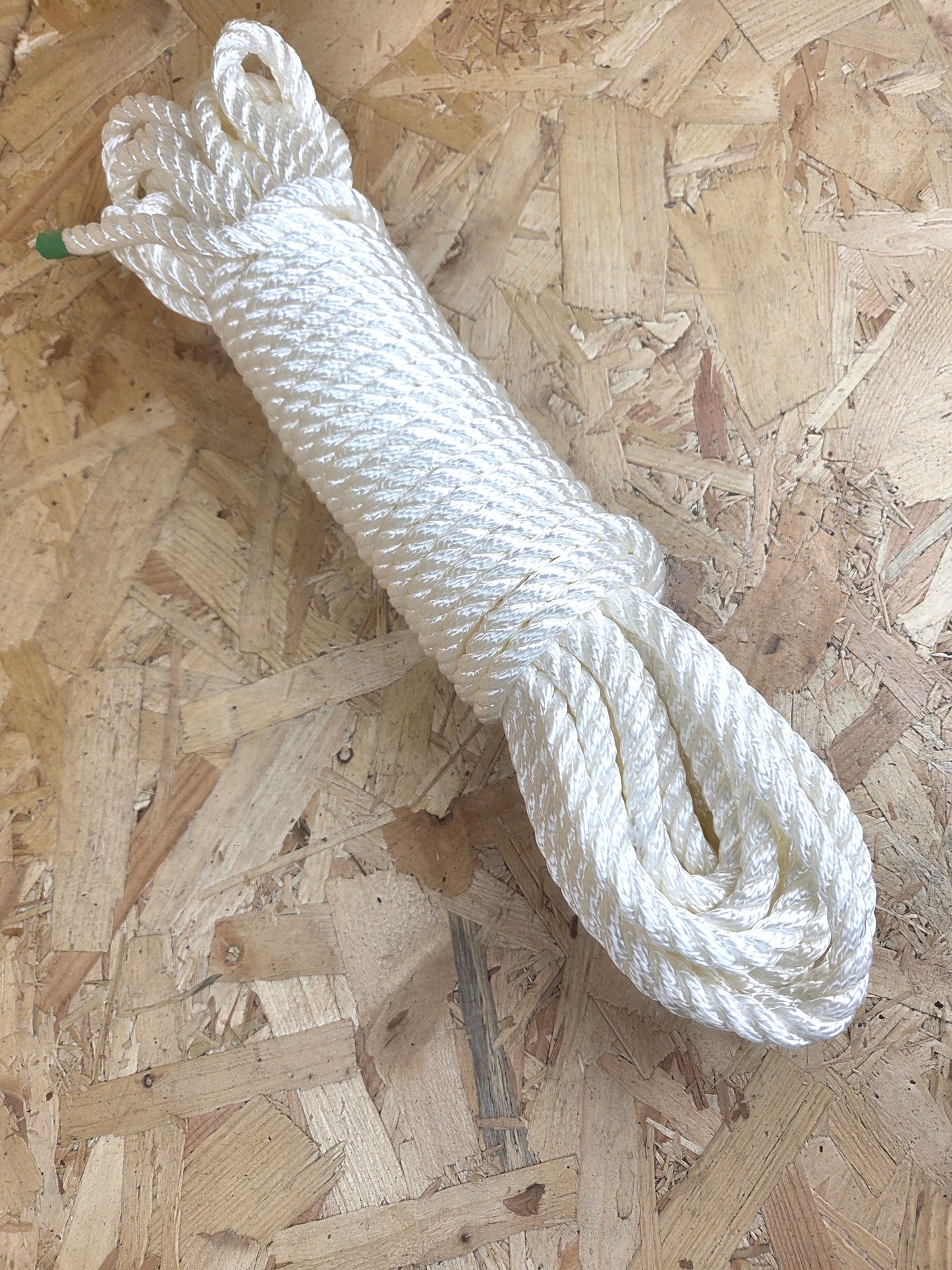 Nylon Rope 3 Strand White 10mm x 20m Strong Heavy Duty Boating DIY Camping Garden Mooring Boat Chandler