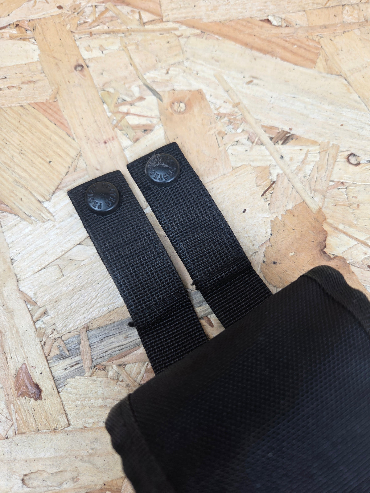 Genuine British Police Leg Restraints With Molle Belt Carry Pouch