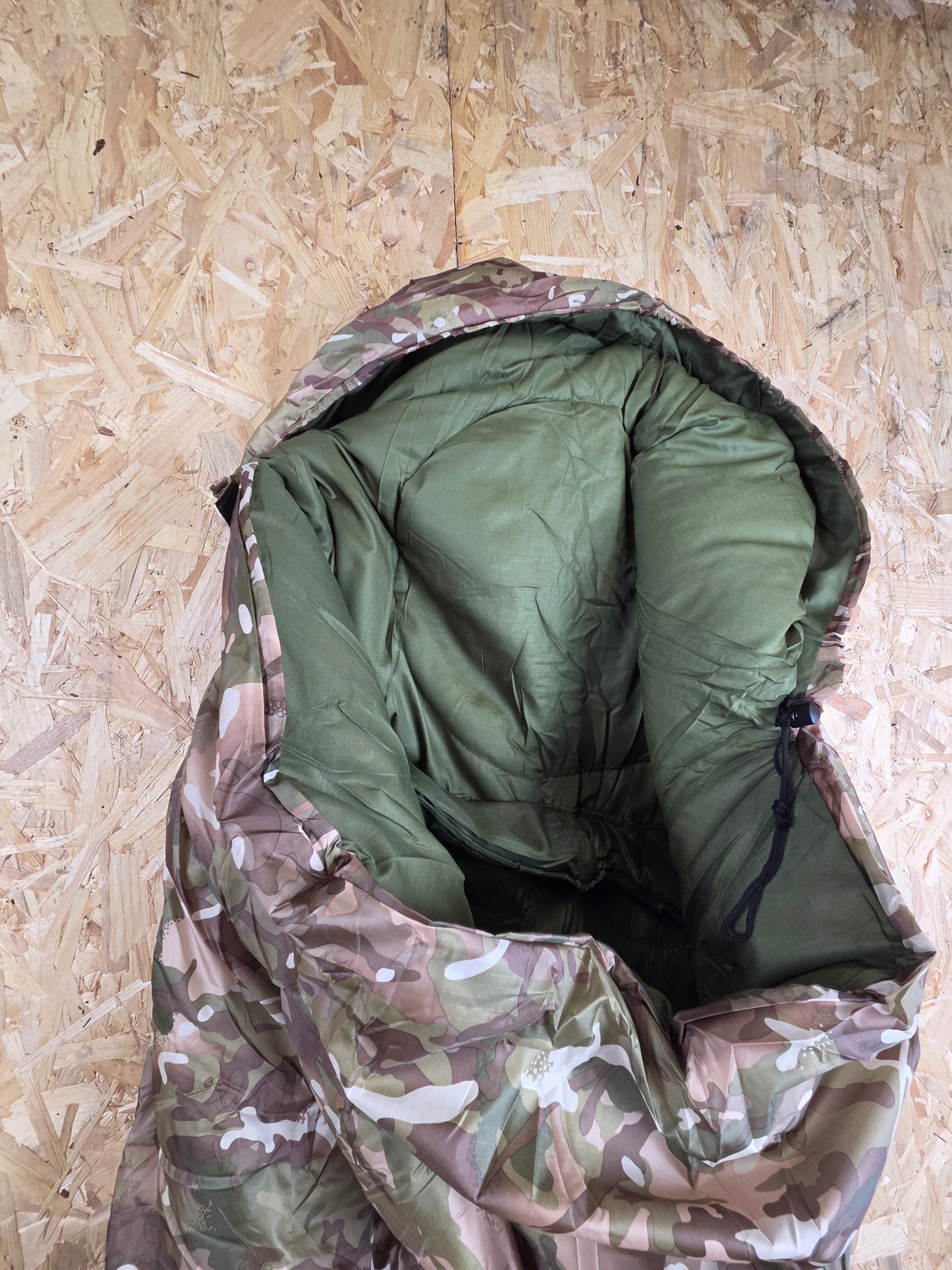 Military Style Sleeping Bag With Bag Stuff Sack Camouflage BTP British Terrain Pattern Camping Cadet Bushcraft Festivals Hiking