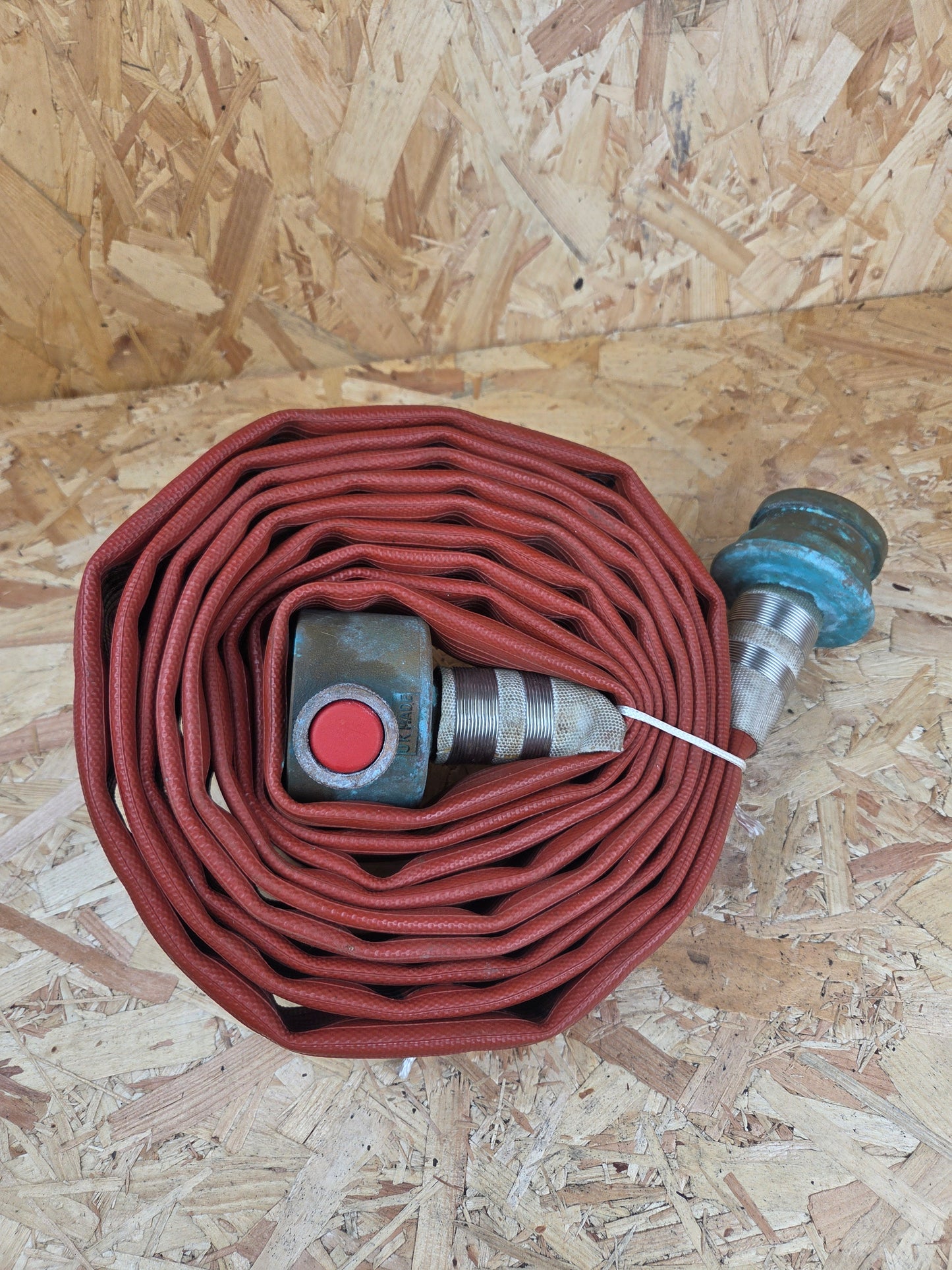 Genuine Fire Brigade Fighters Layflat Hose with Standard Fittings Couplings Heavy Duty Red 6m