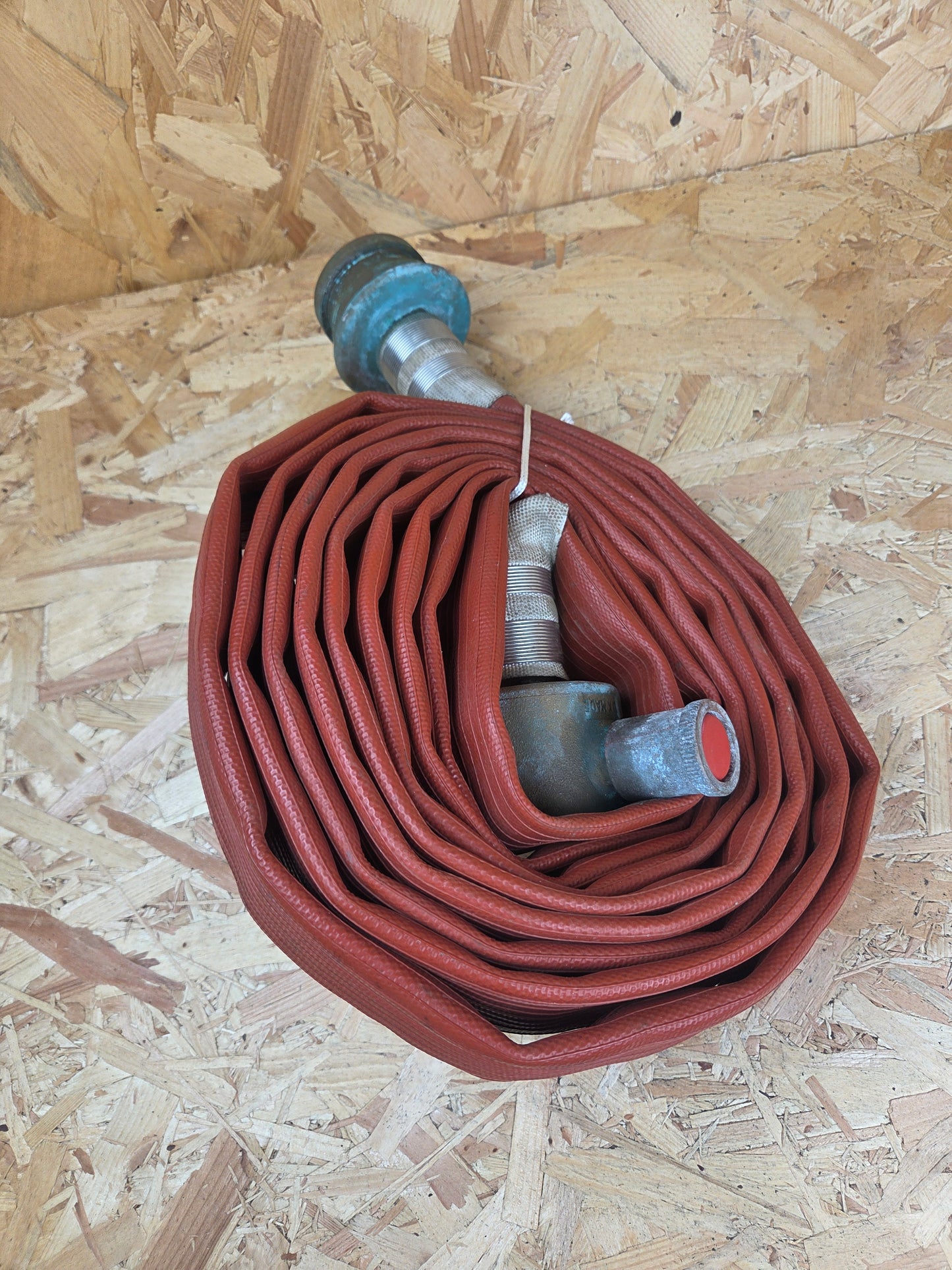 Genuine Fire Brigade Fighters Layflat Hose with Standard Fittings Couplings Heavy Duty Red 6m