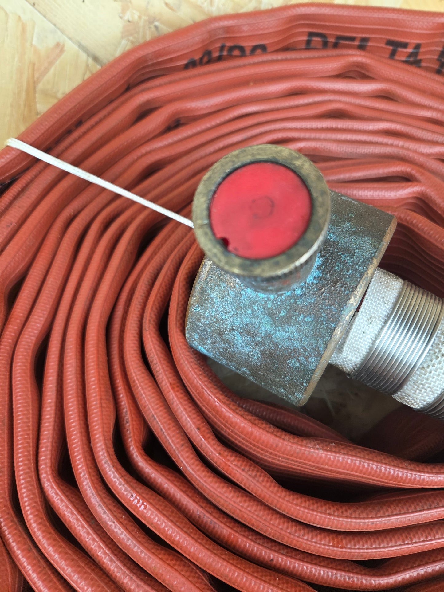 Genuine Fire Brigade Fighters Layflat Hose with Standard Fittings Couplings Heavy Duty Red 12m