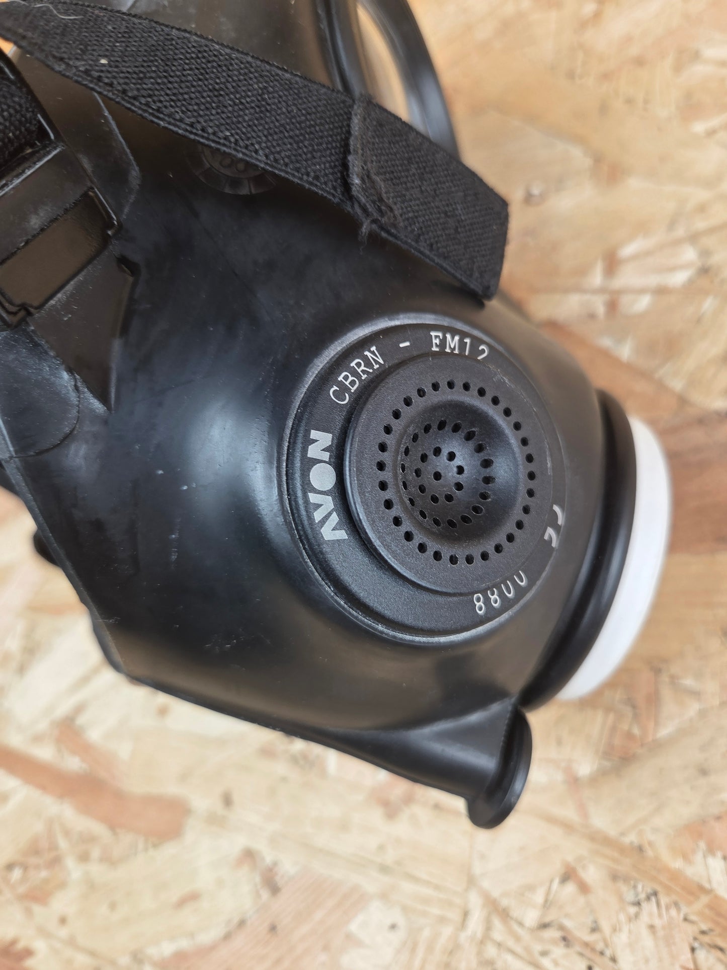 Avon FM12 Respirator Sergeant White CBRN British Army Gas Mask Size 1 2 3 FM 12 Used