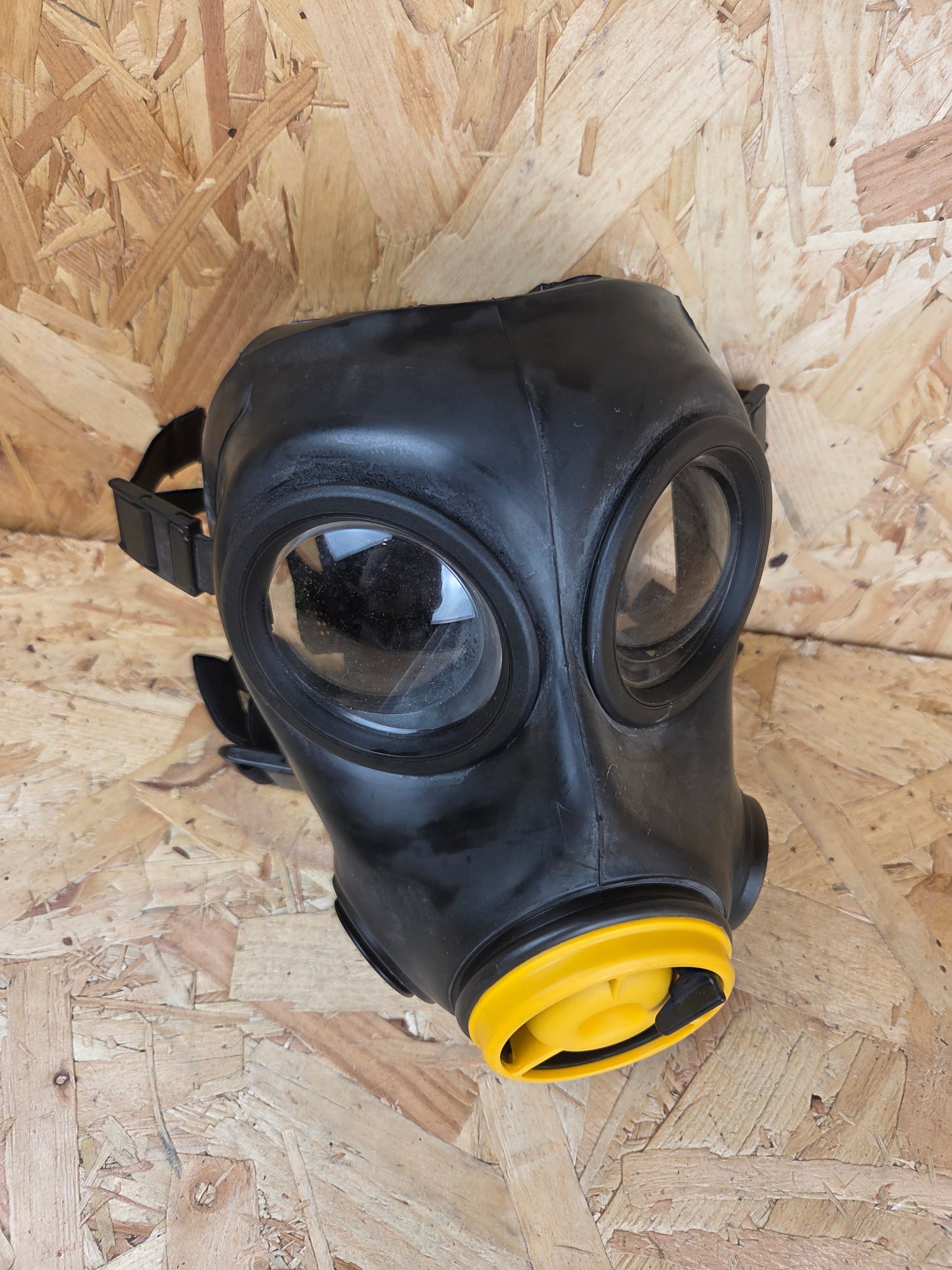 Avon FM12 Respirator Sergeant Yellow CBRN British Army Gas Mask Size 1 2 3 FM 12 Used
