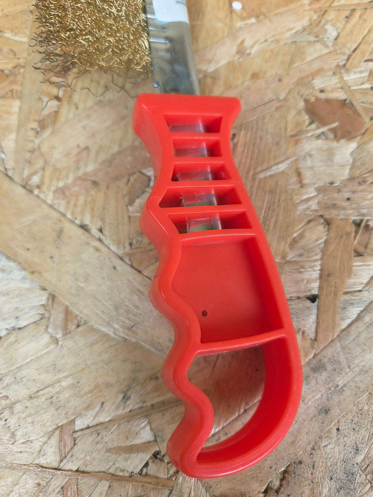 Hand Wire Brush - Paint & Rust Remover