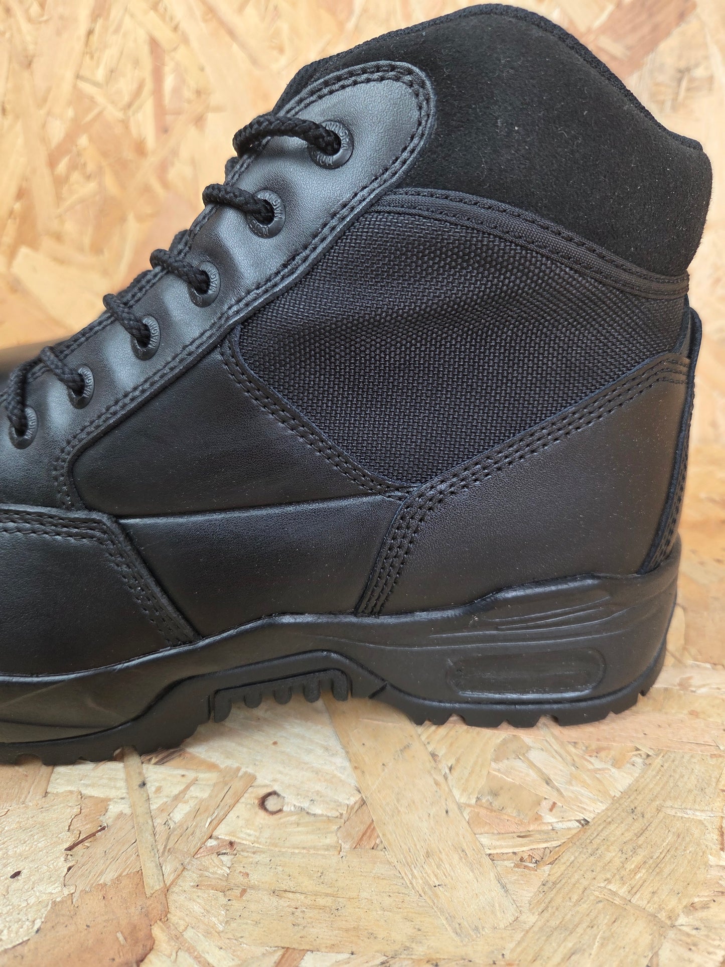 Magnum Royal Mail Leather Boots - Black